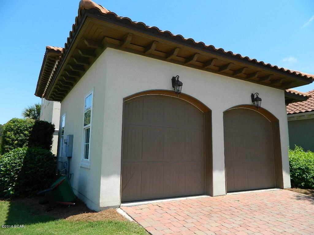 Magnolia Bay Club - Residential