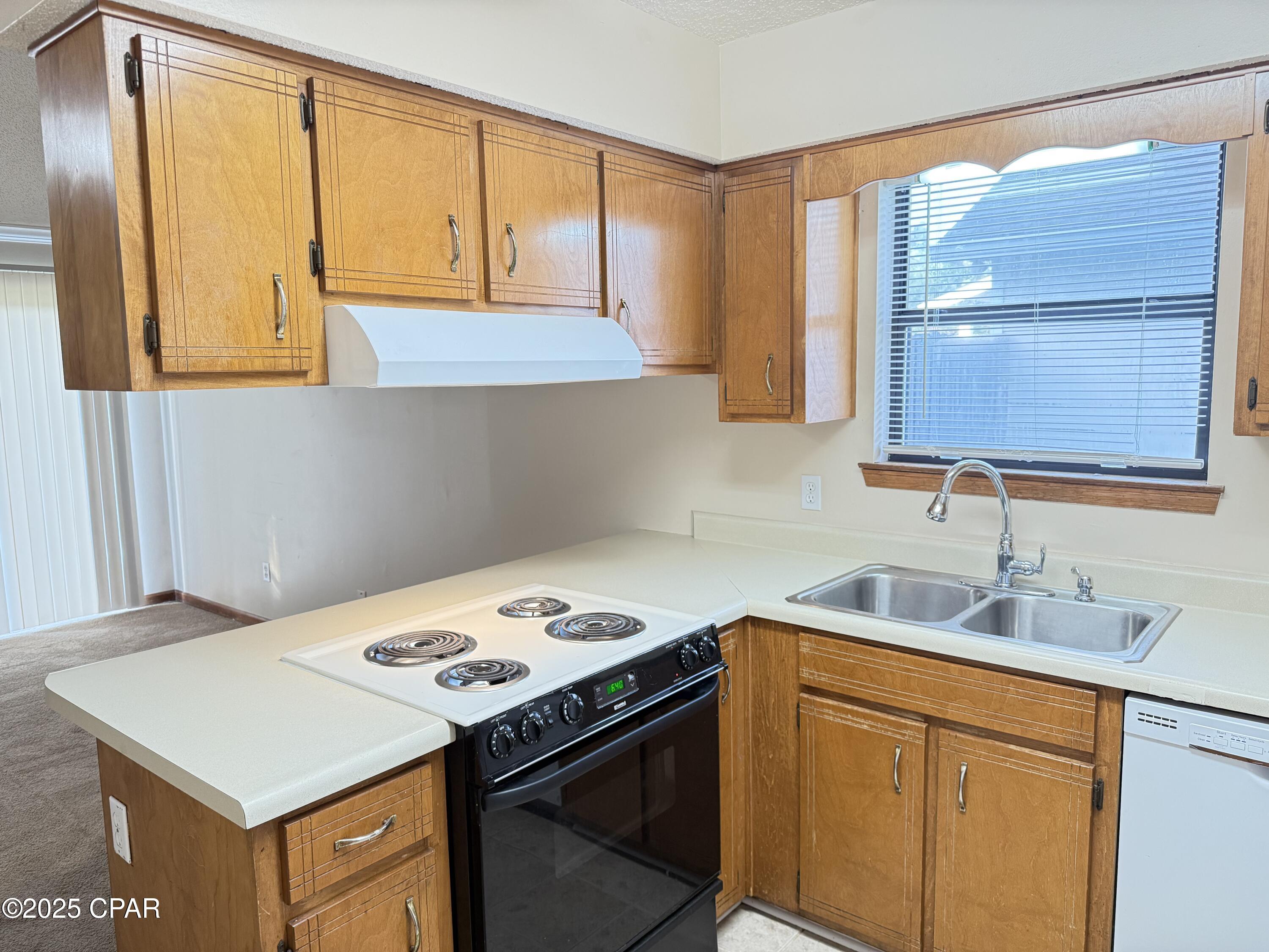 Belaire Estates U-6 - Residential