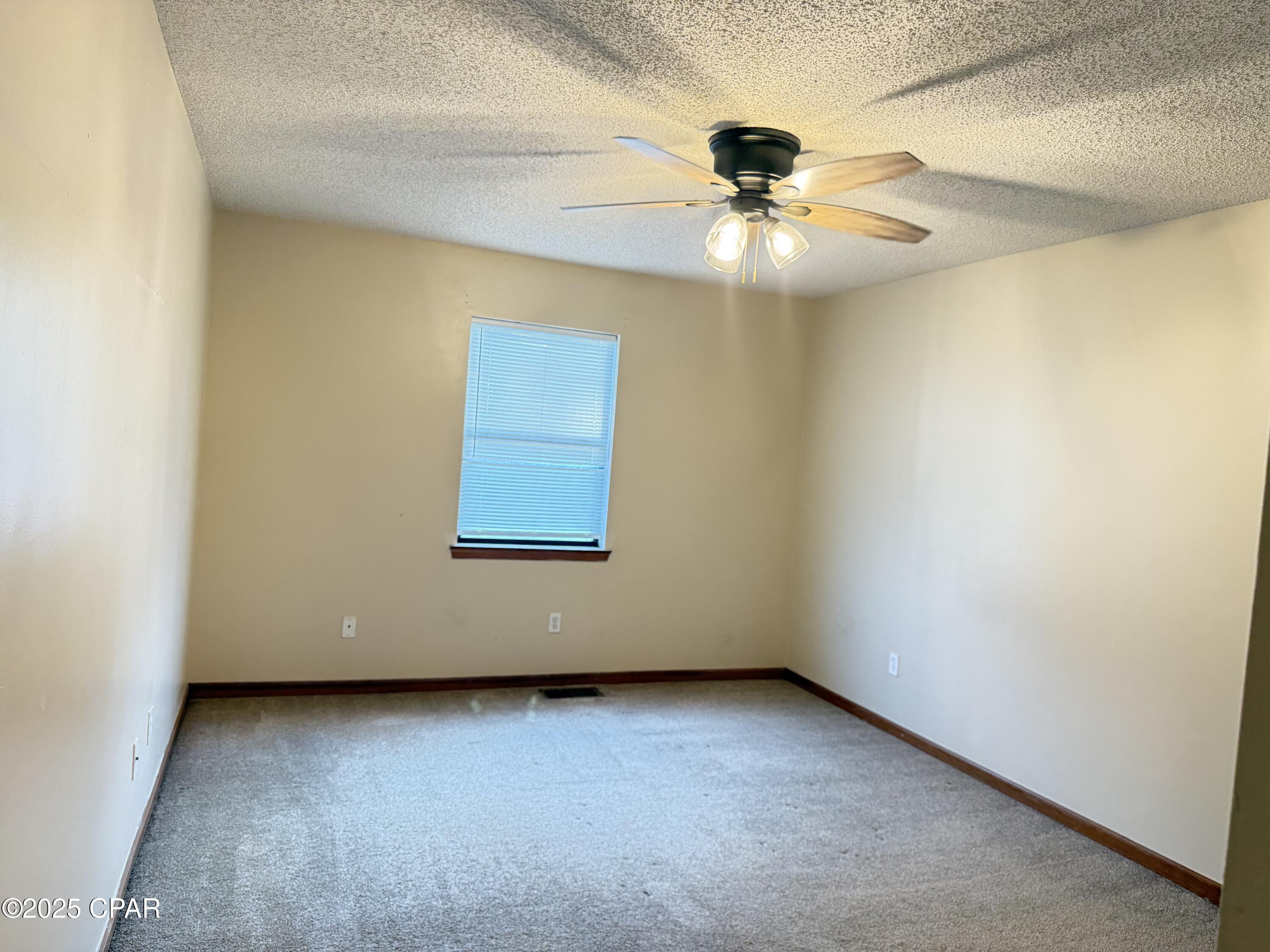 Belaire Estates U-6 - Residential