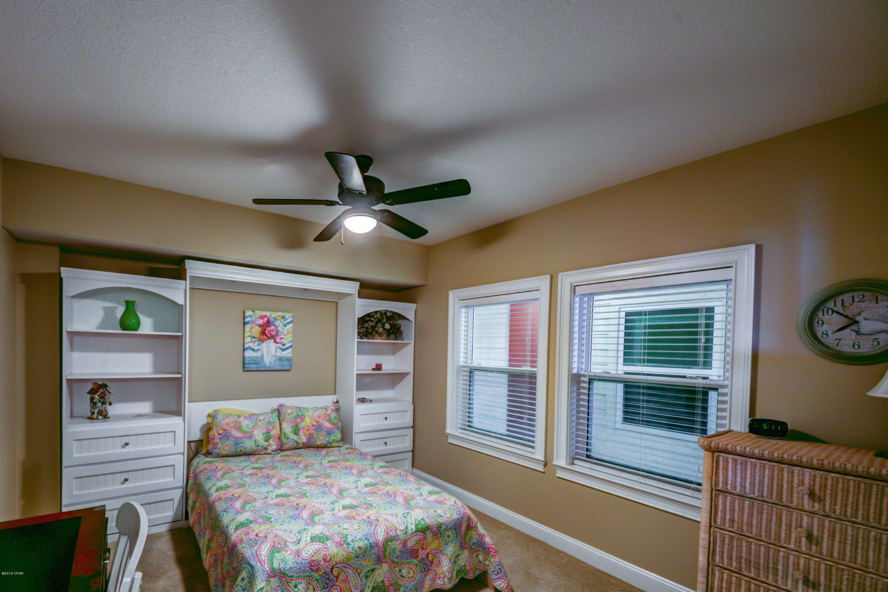 Paradise Shores - Residential