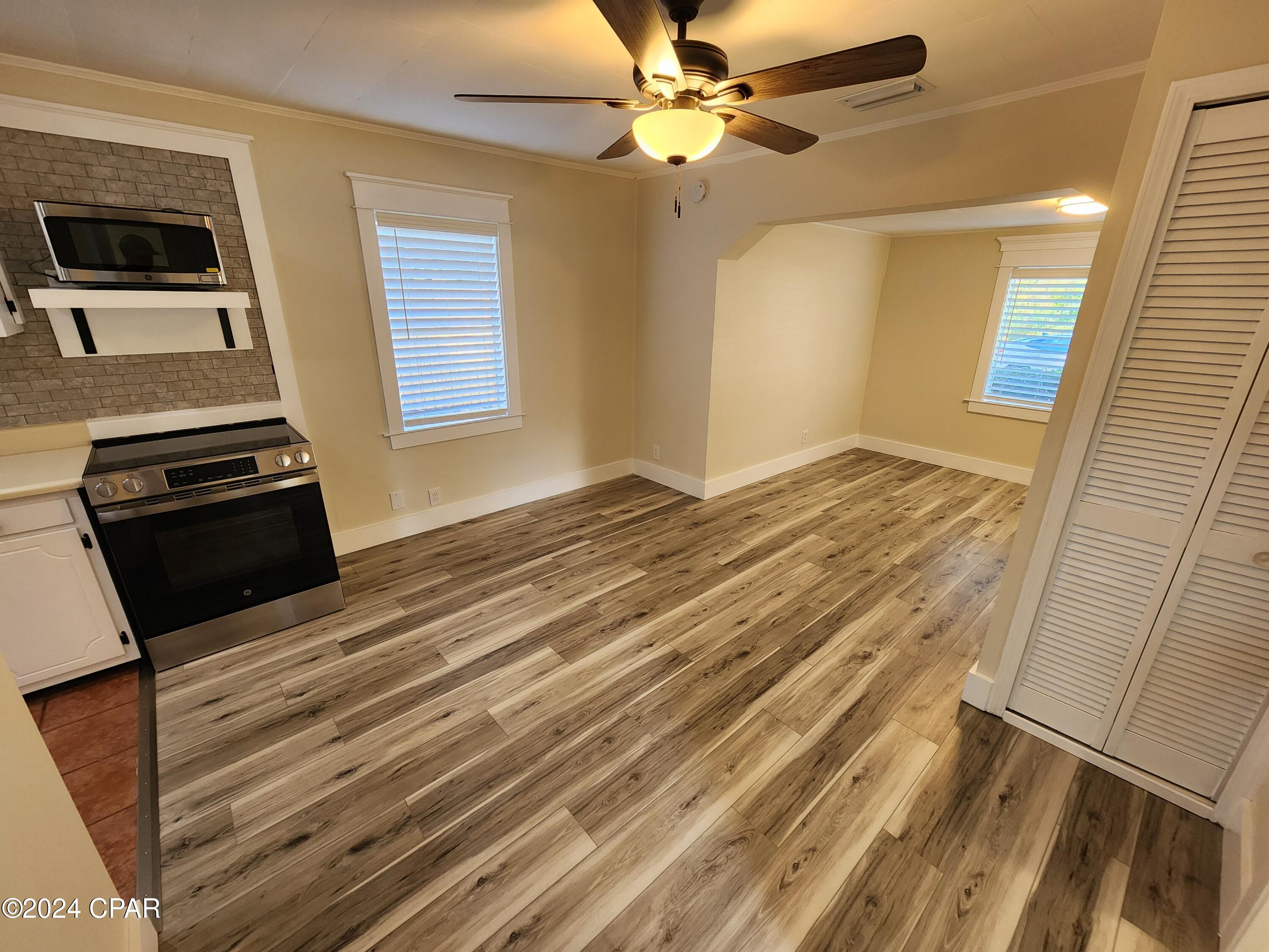 [No Recorded Subdiv] - Residential Lease