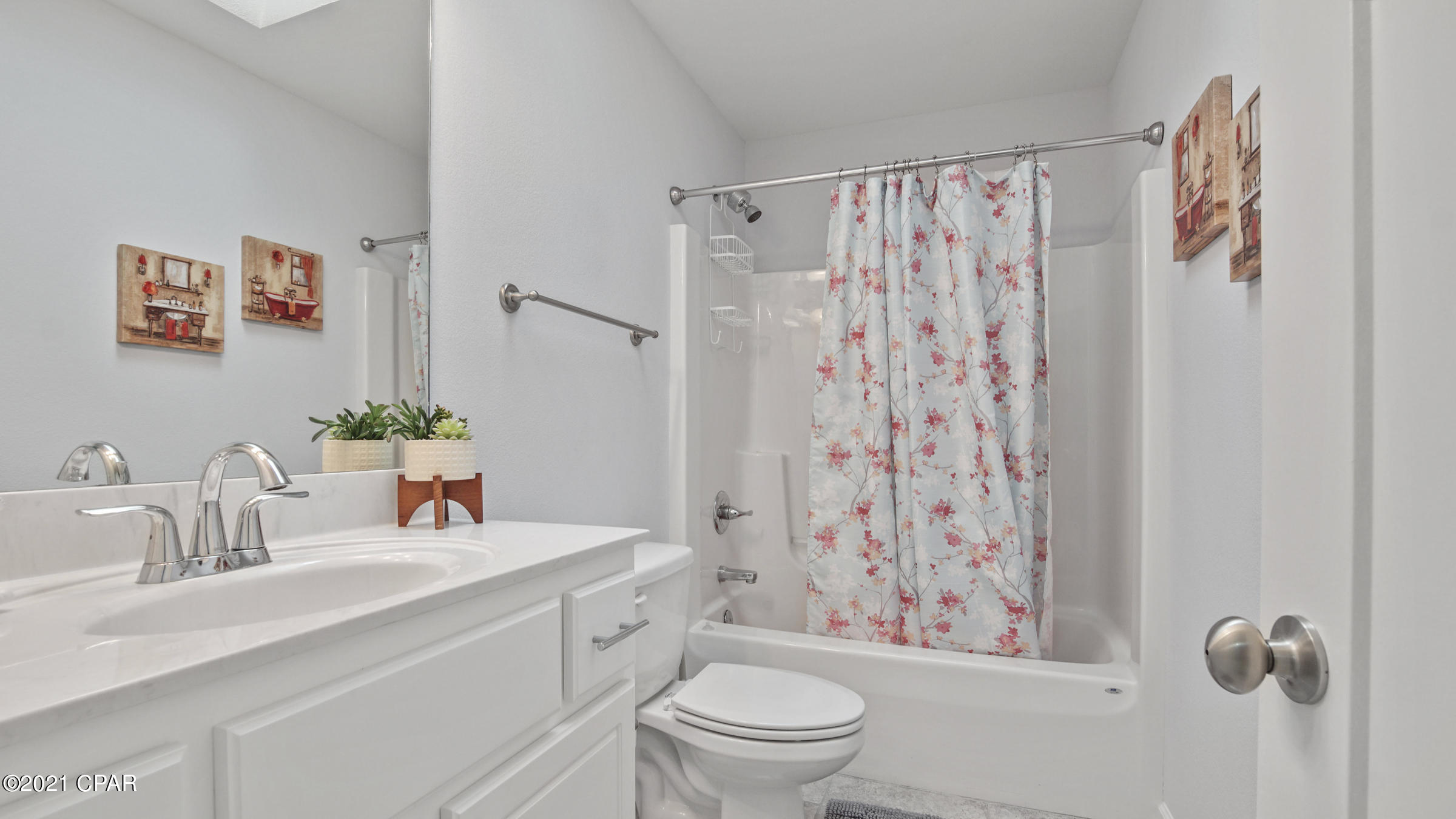 Gardenia Beach - Residential