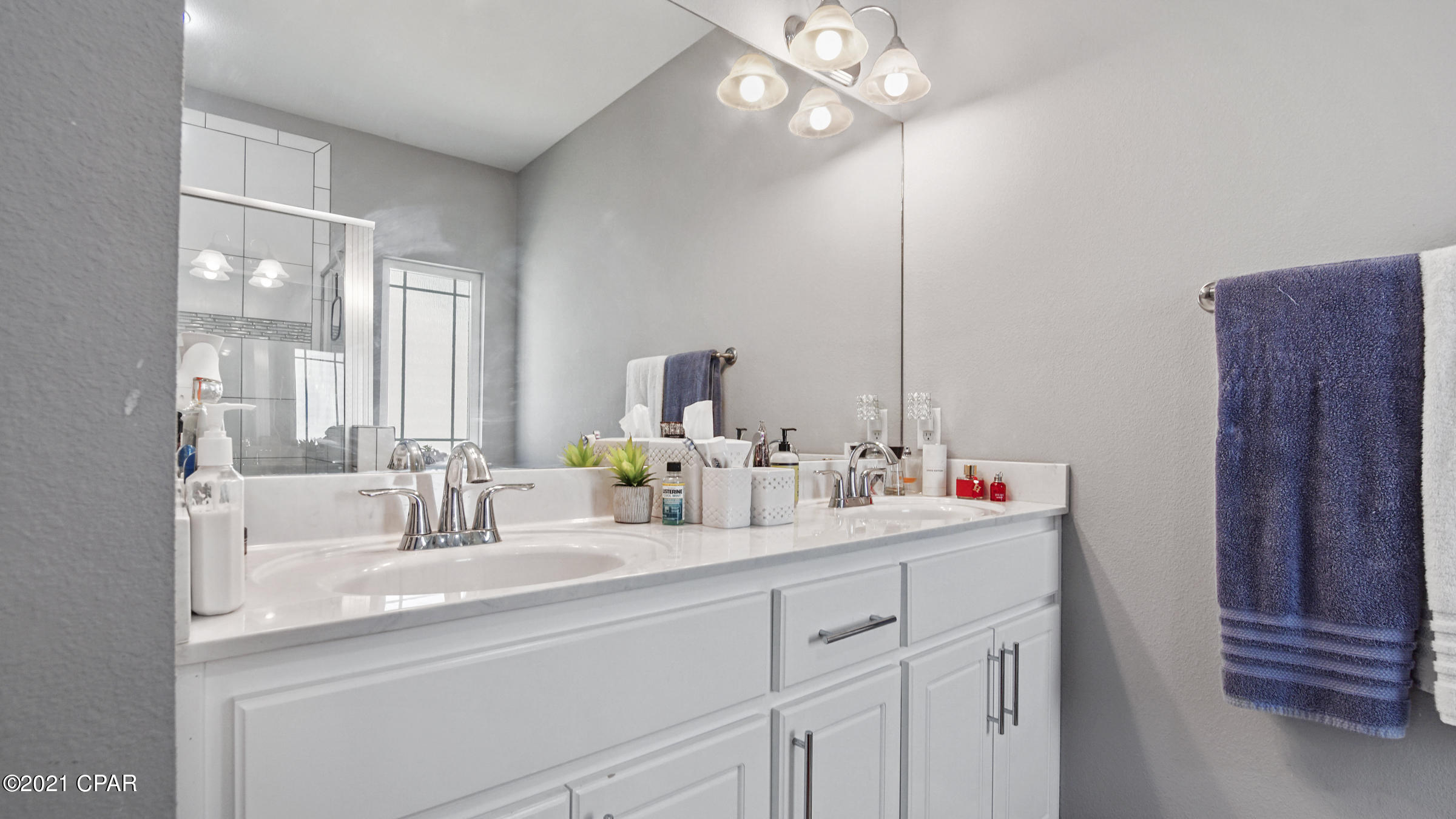 Gardenia Beach - Residential