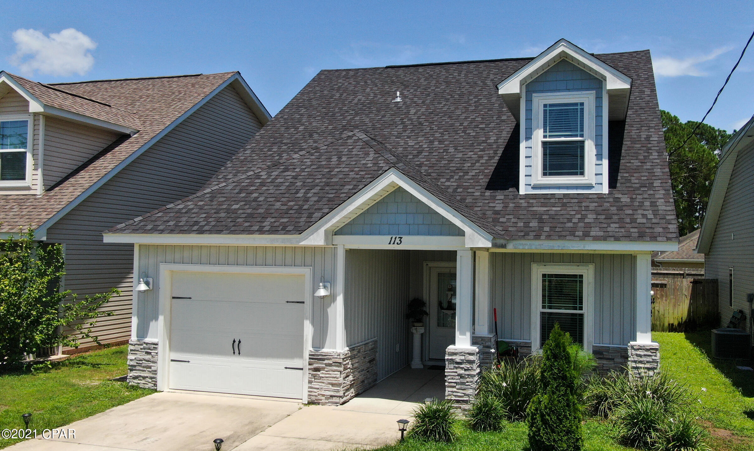 Gardenia Beach - Residential