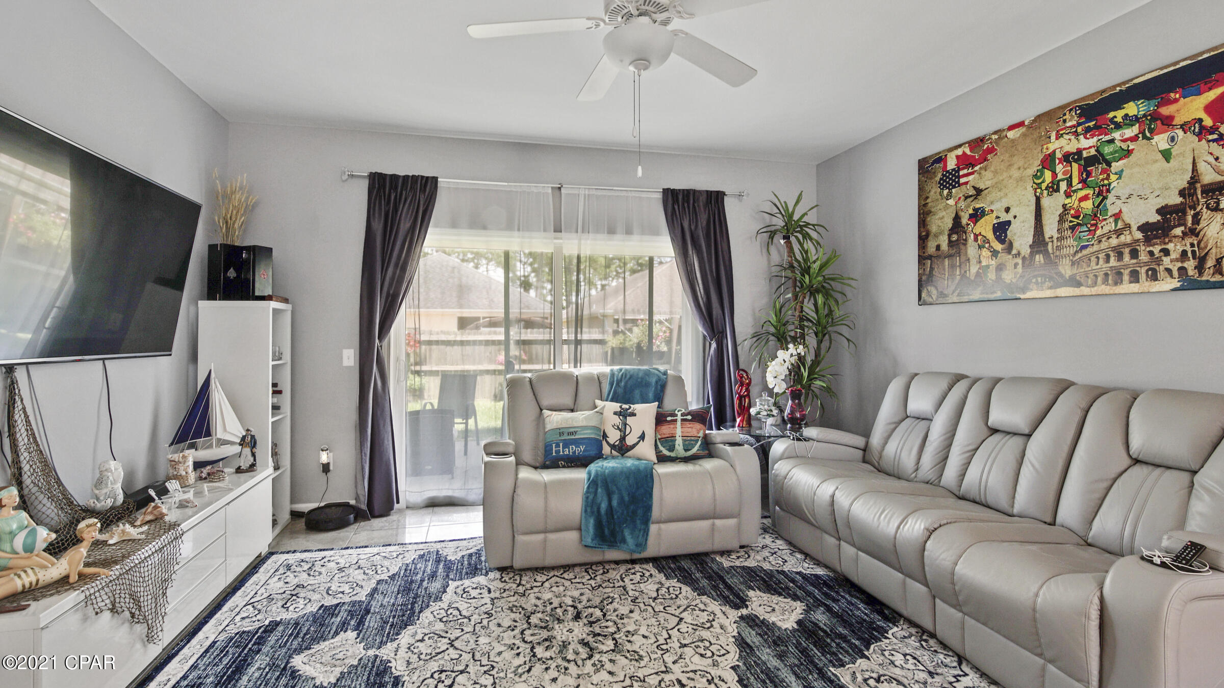 Gardenia Beach - Residential