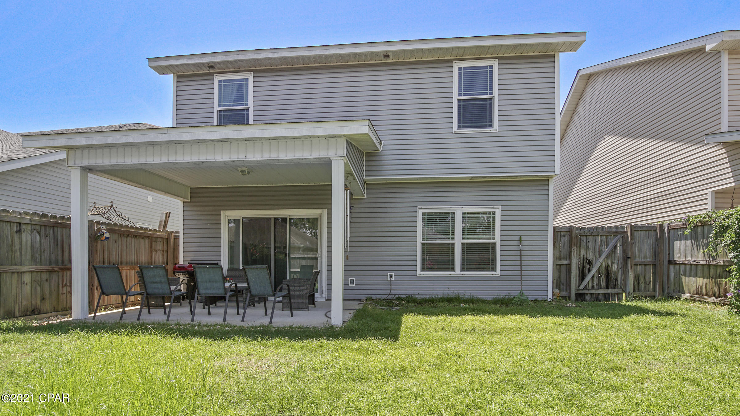 Gardenia Beach - Residential