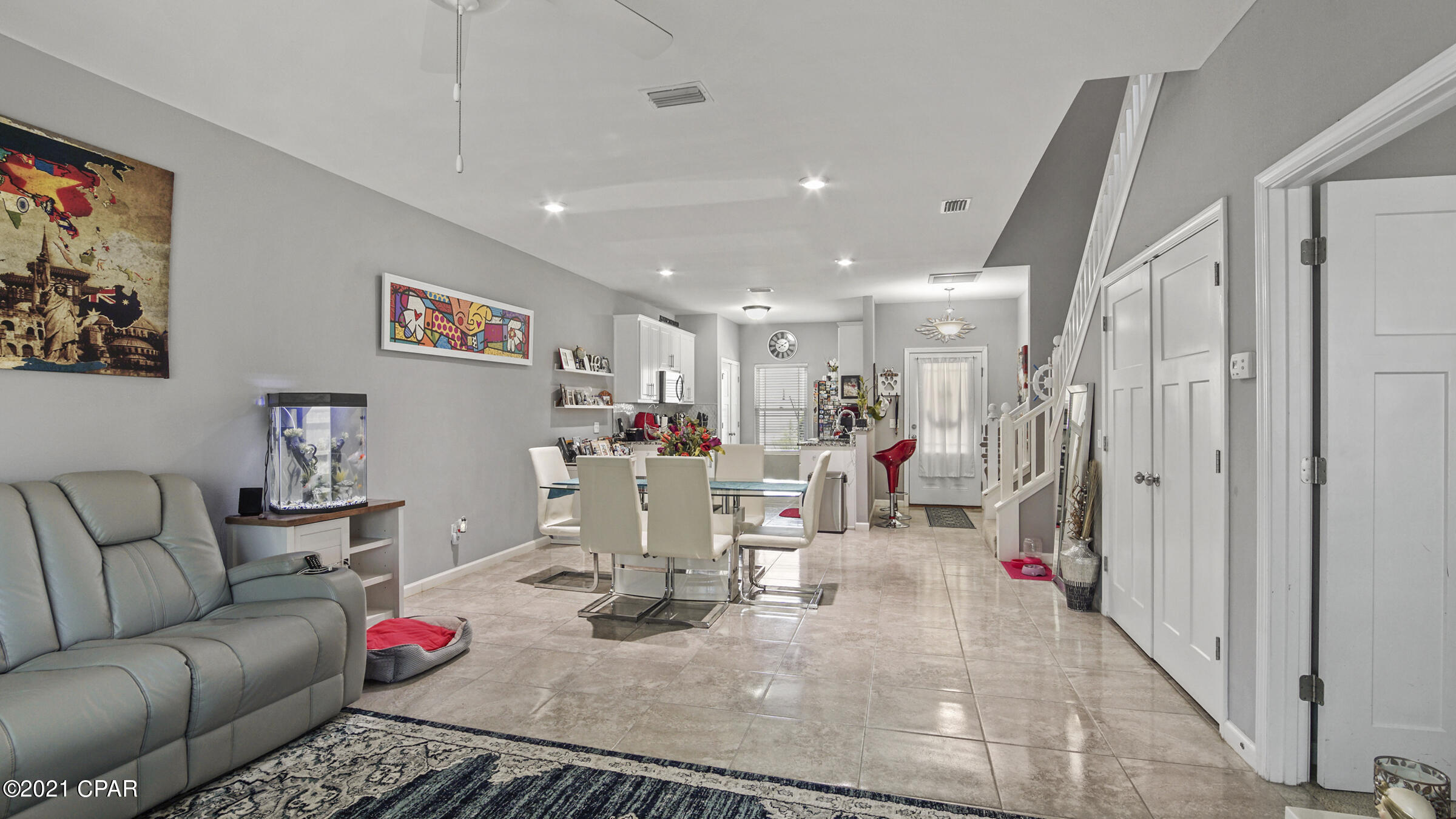 Gardenia Beach - Residential