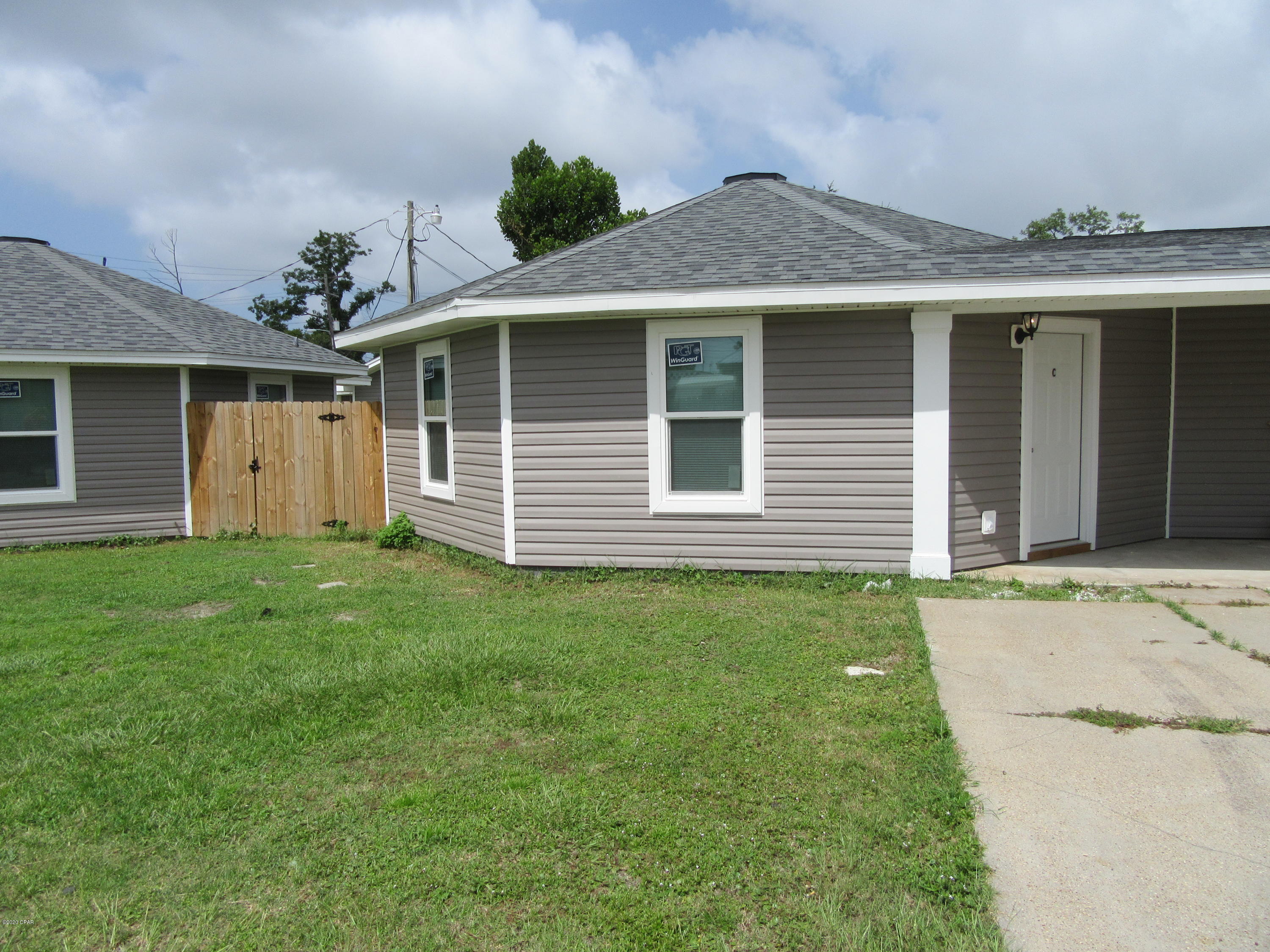 [No Recorded Subdiv] - Residential Lease