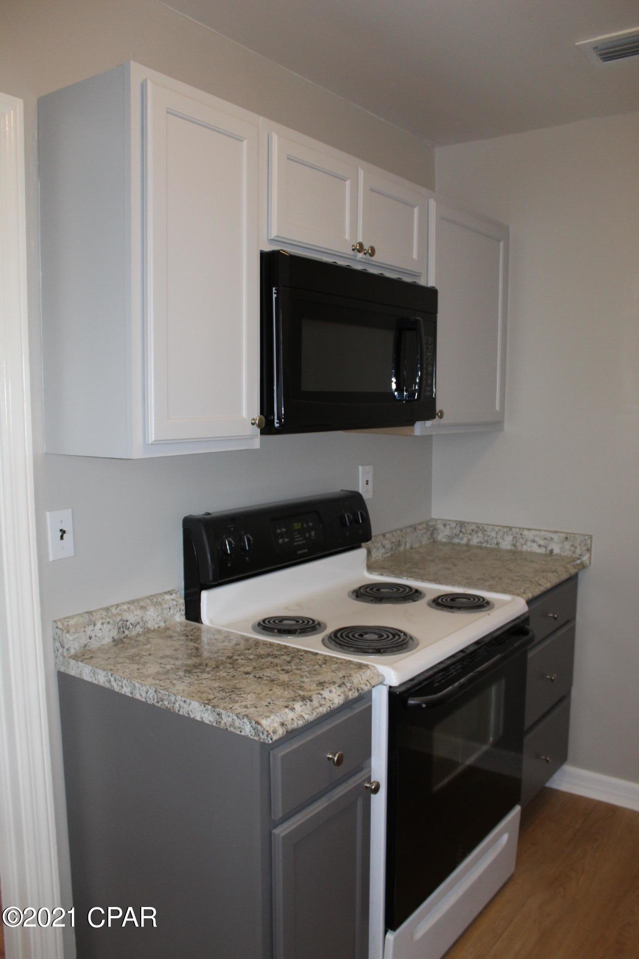 Sudduths 4th Add - Residential Lease