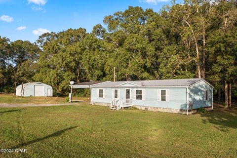 A home in Graceville