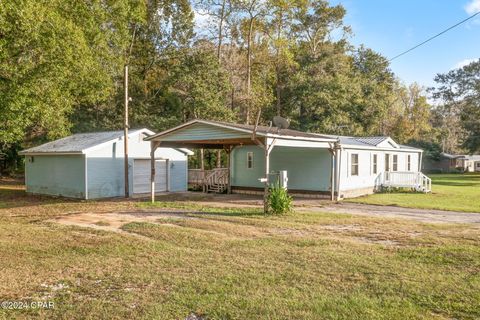 A home in Graceville