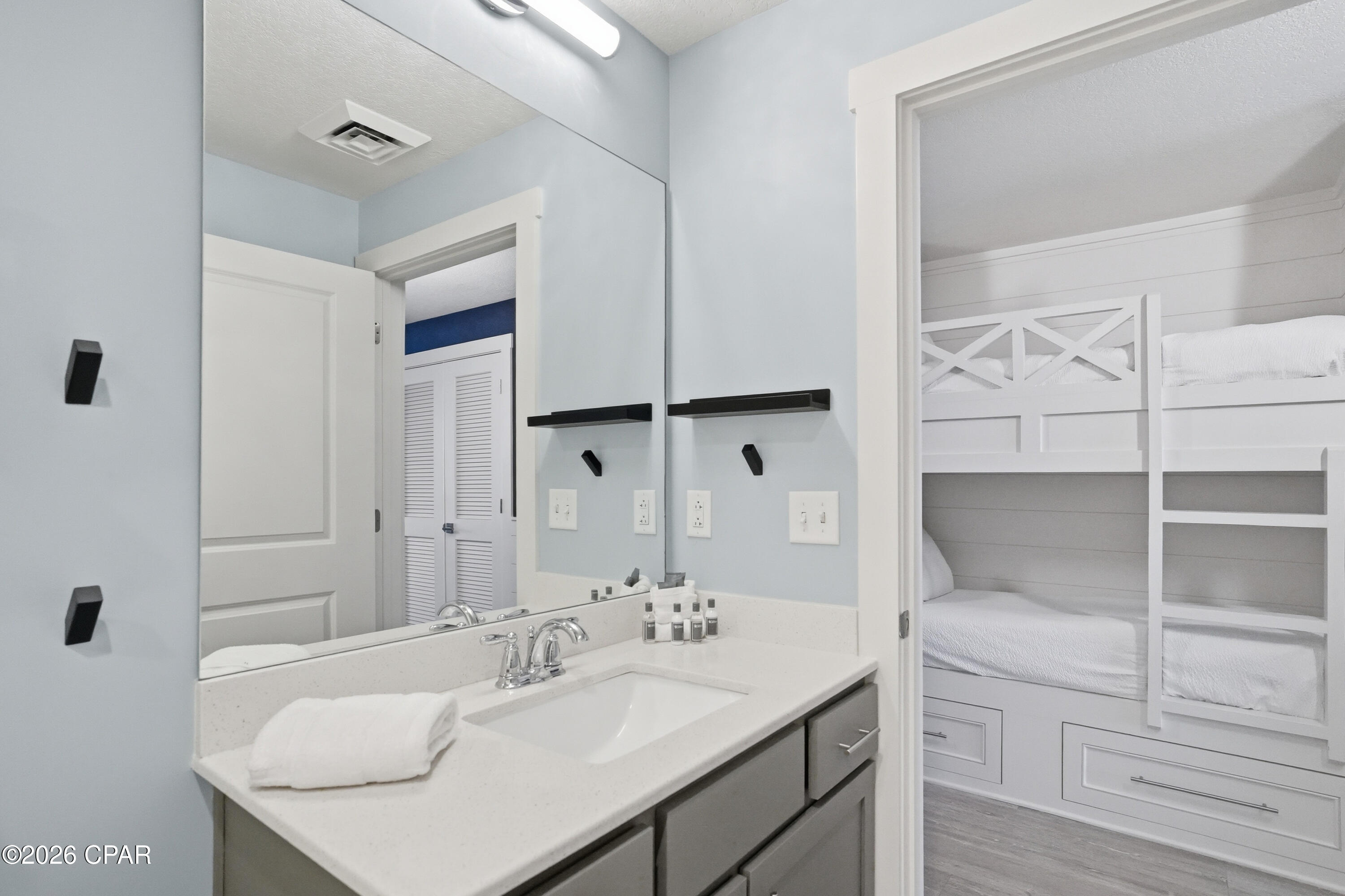 Calypso Towers III - Residential