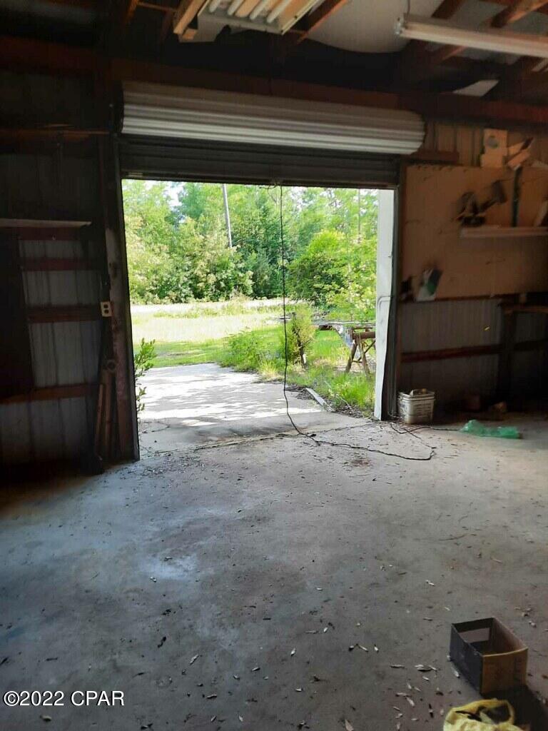 Caravana Manor 1st - Land