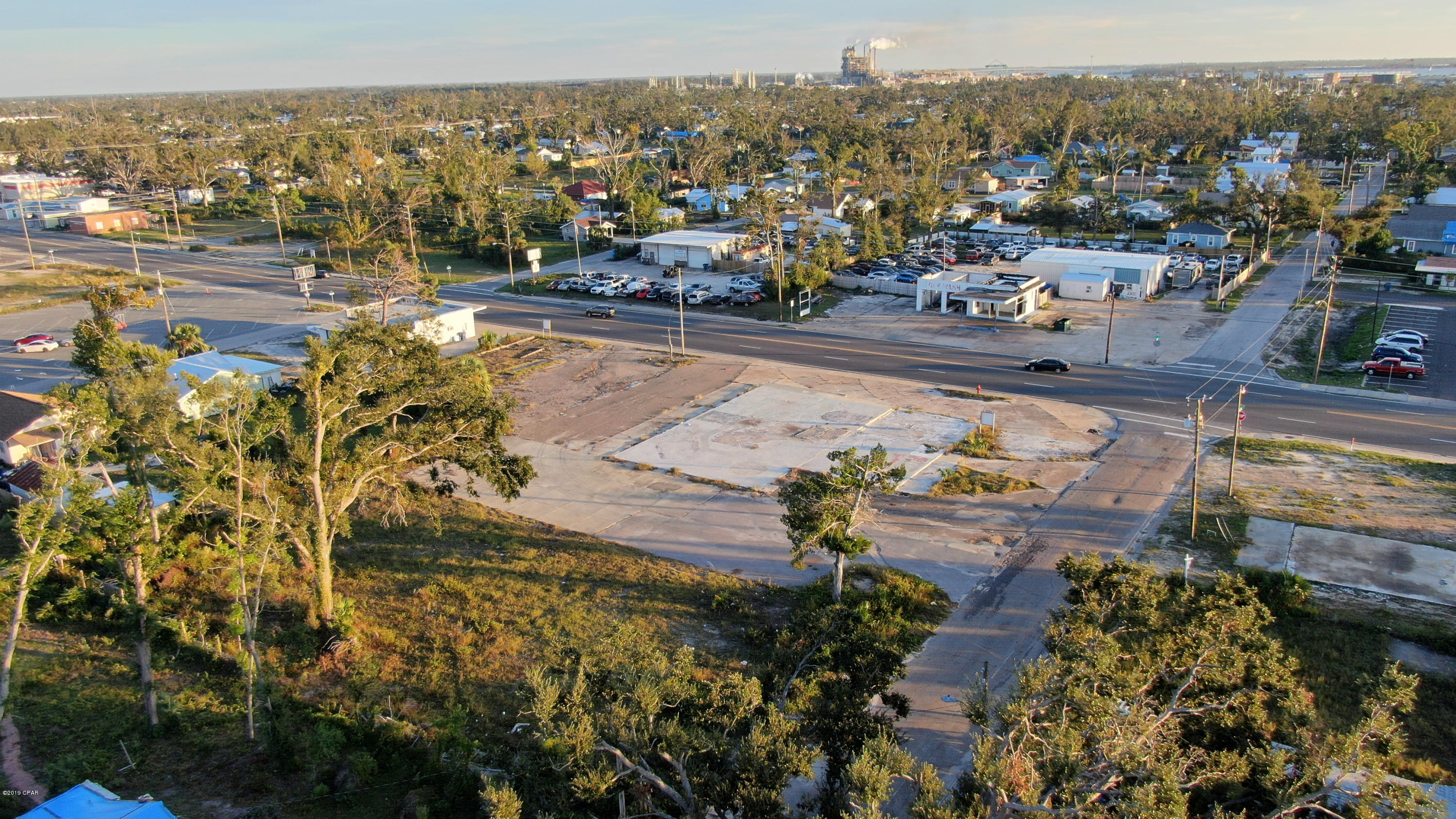 Pinecrest Add. - Land