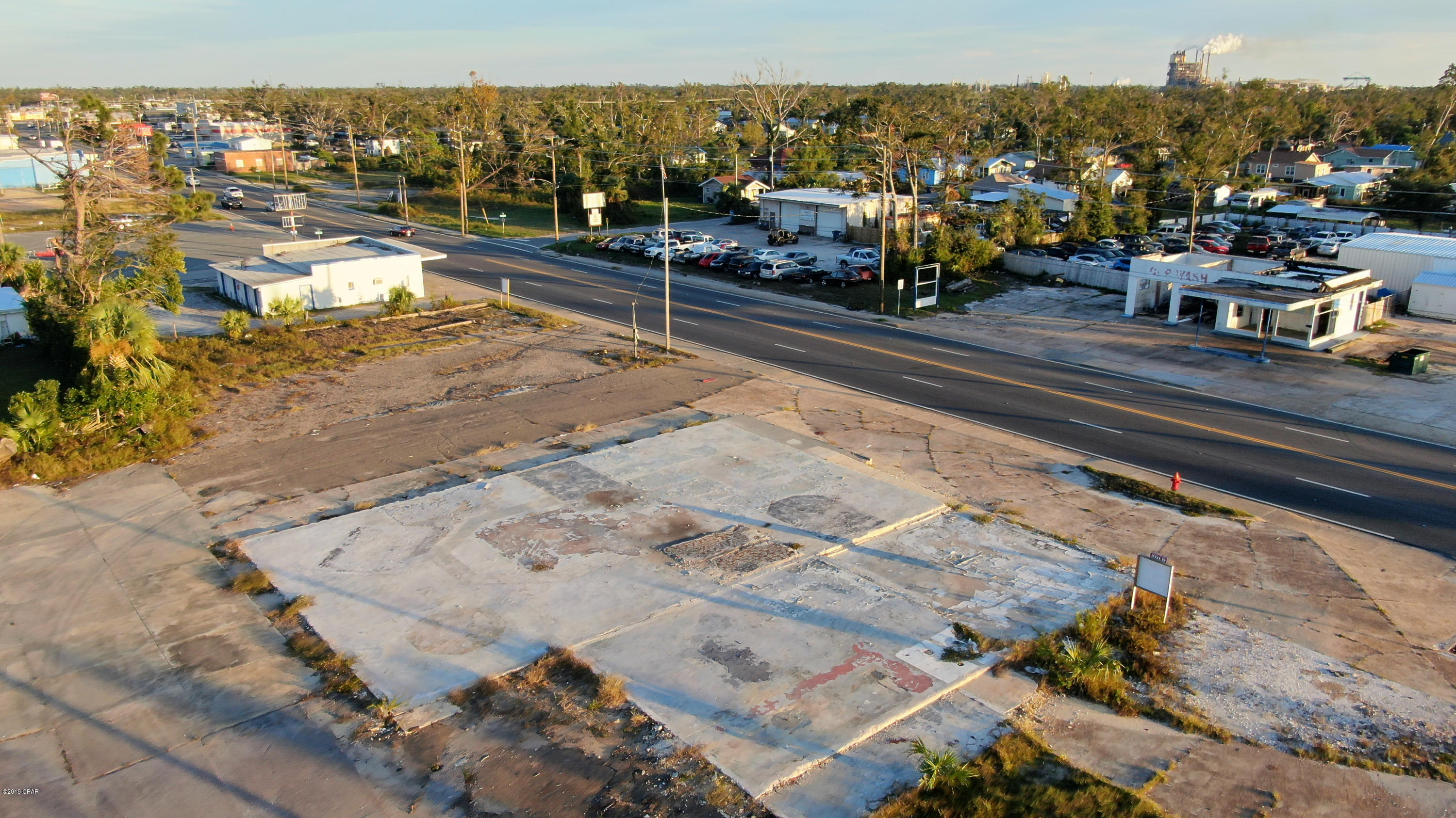 Pinecrest Add. - Land