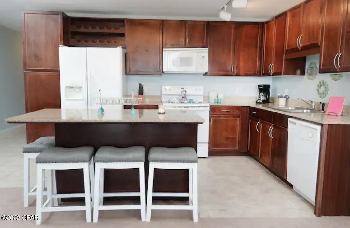 Laketown Wharf - Residential