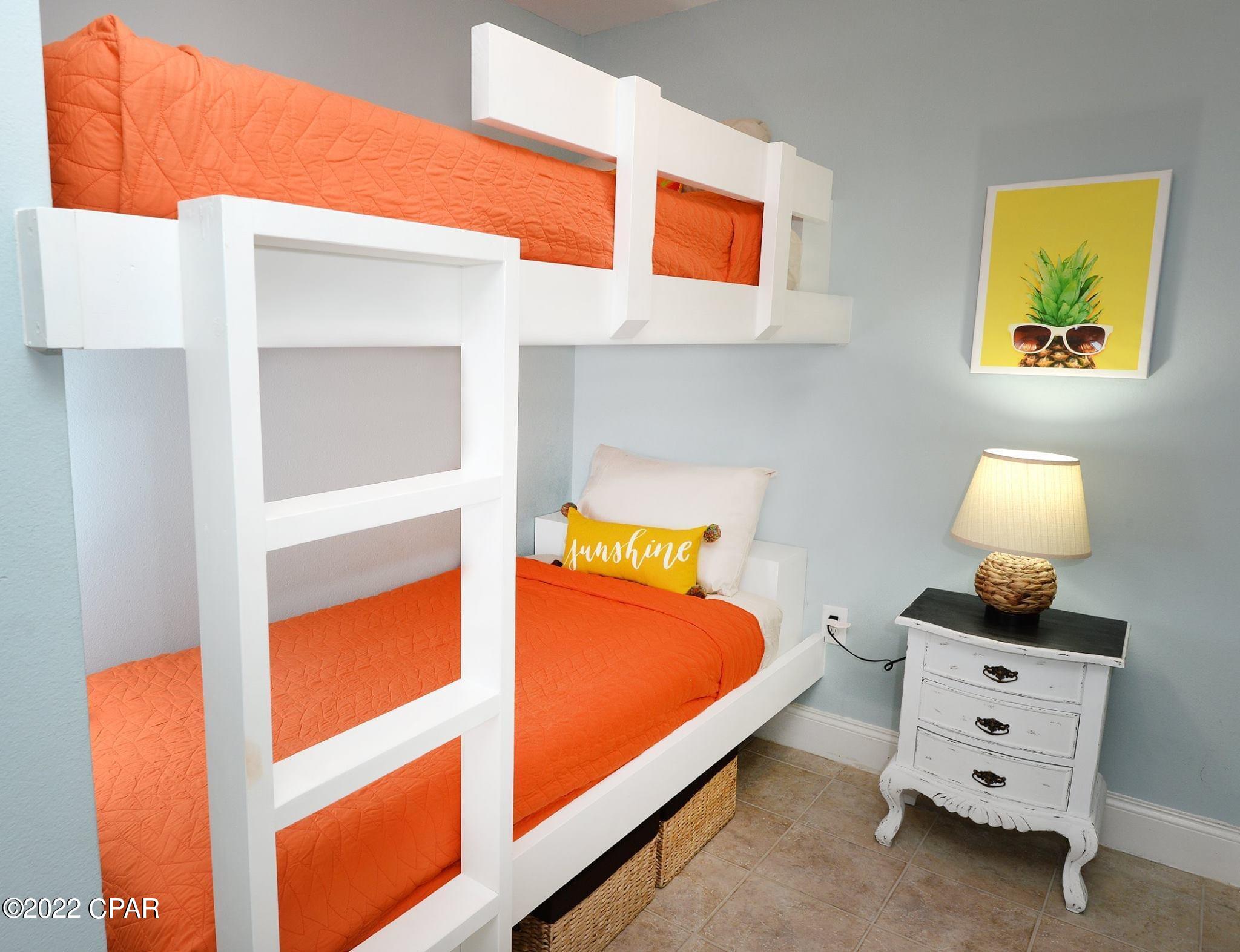 Laketown Wharf - Residential