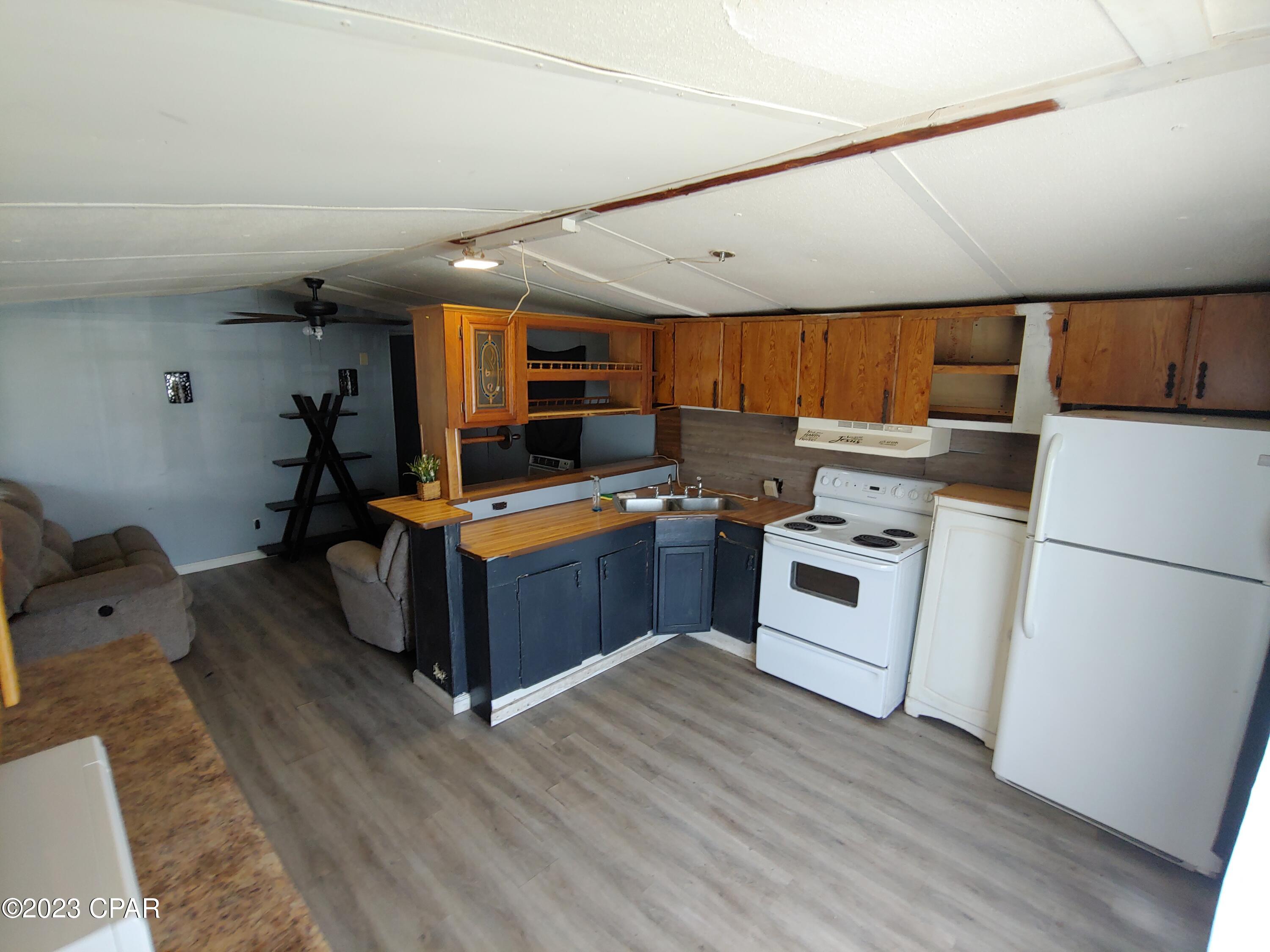 Pinewood Grove Unit 2 - Residential