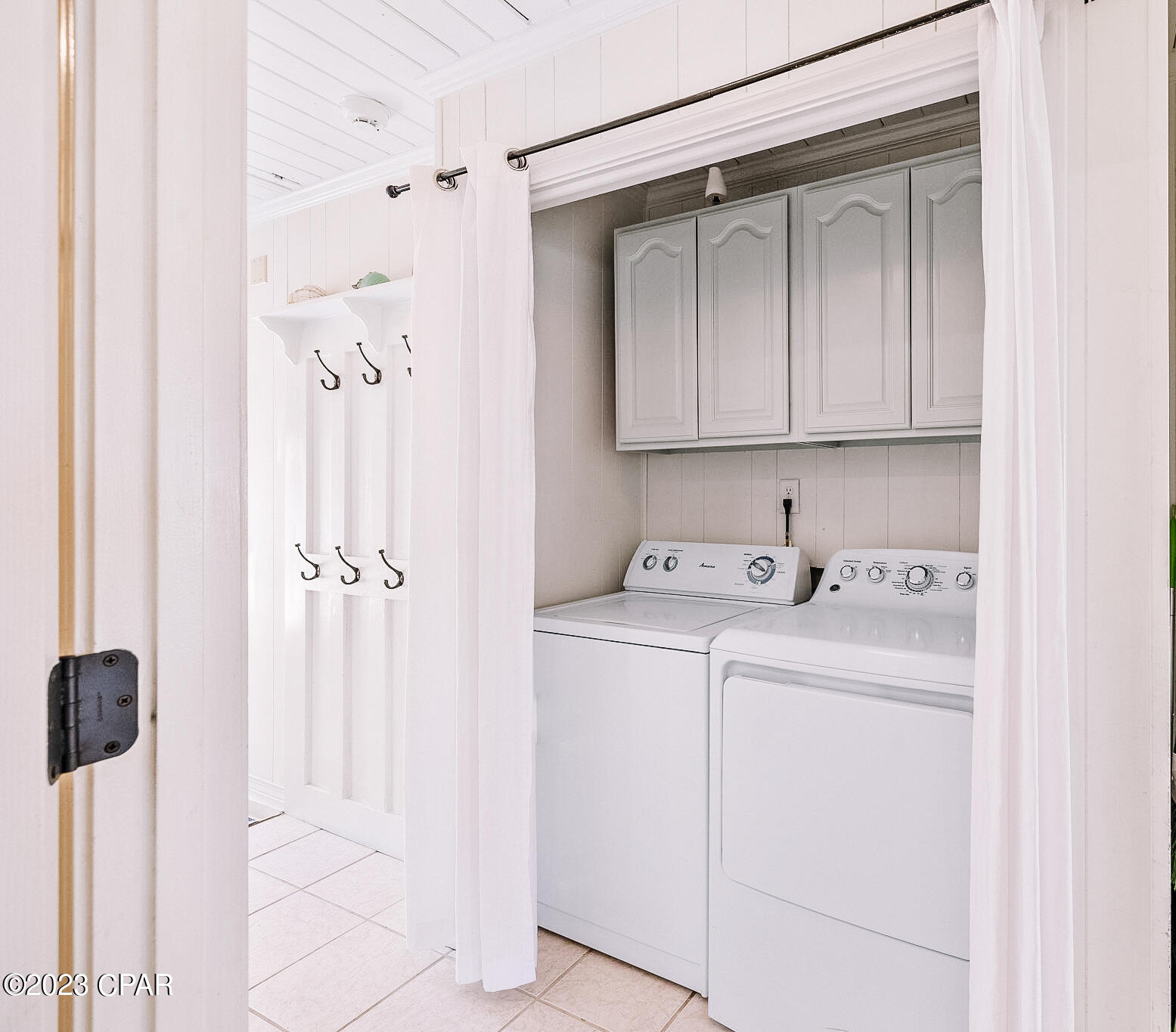 Lullwater Beach - Residential