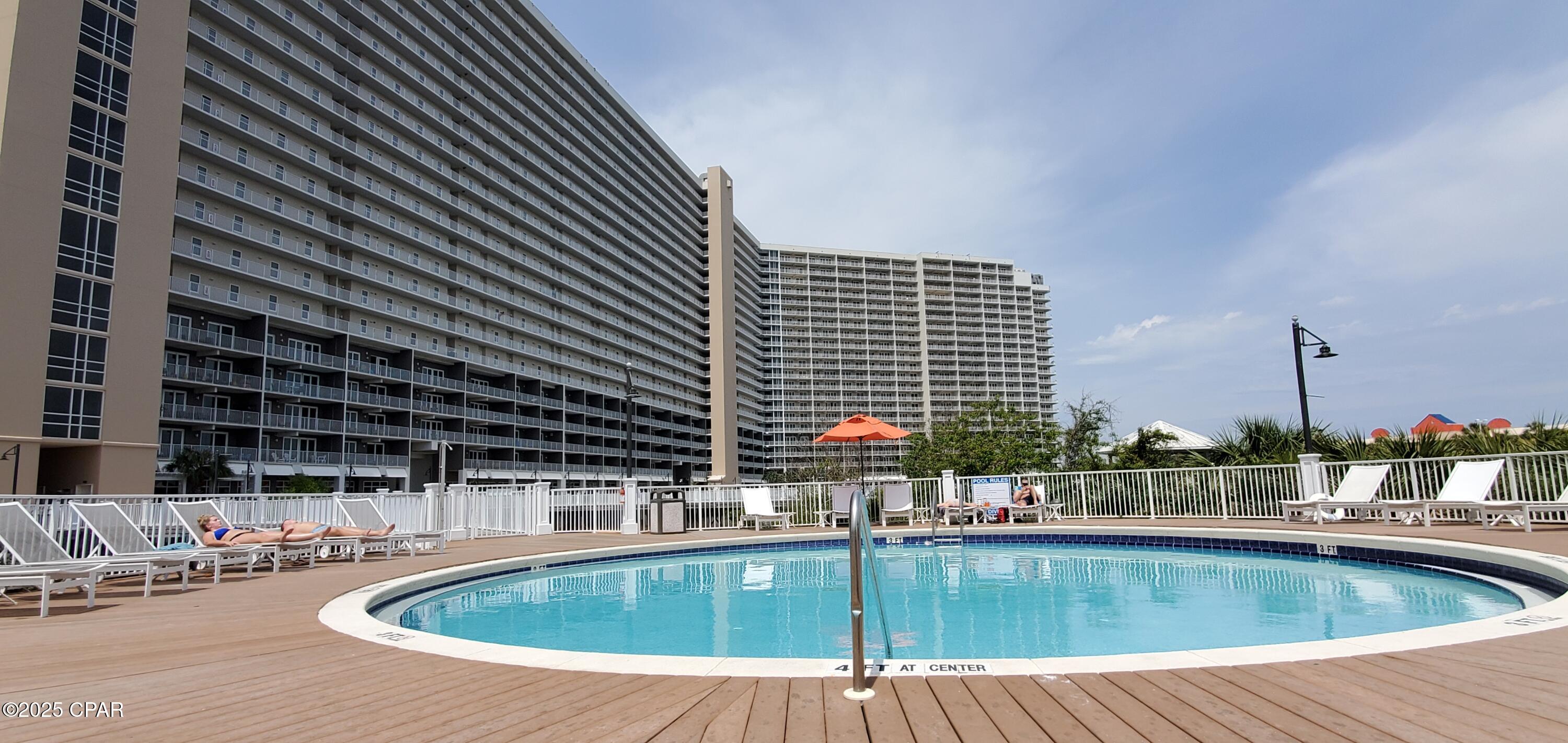 Laketown Wharf - Residential