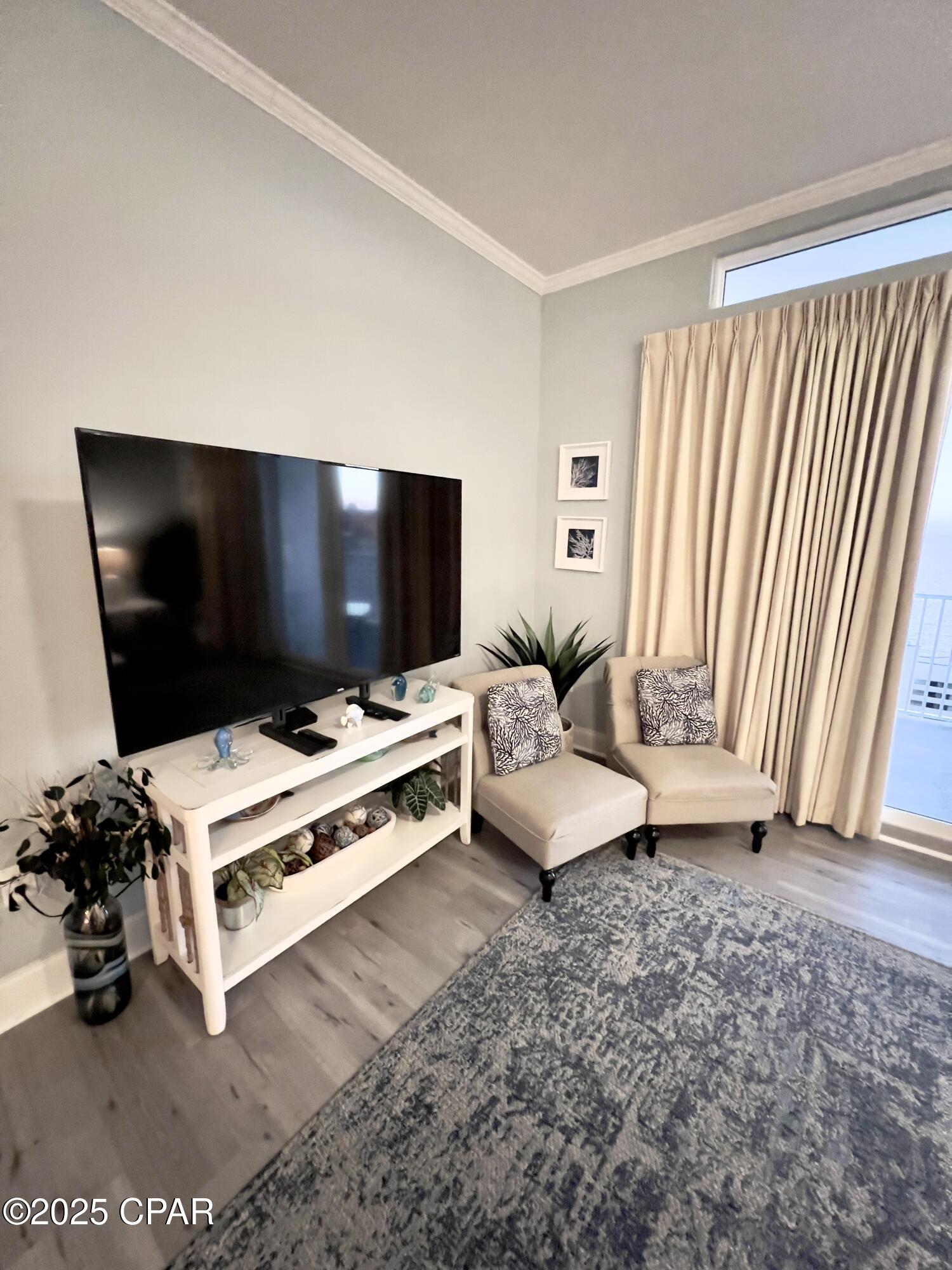 Laketown Wharf - Residential