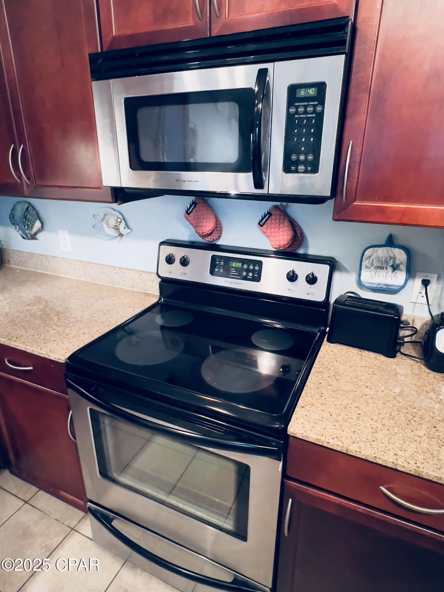 Laketown Wharf - Residential