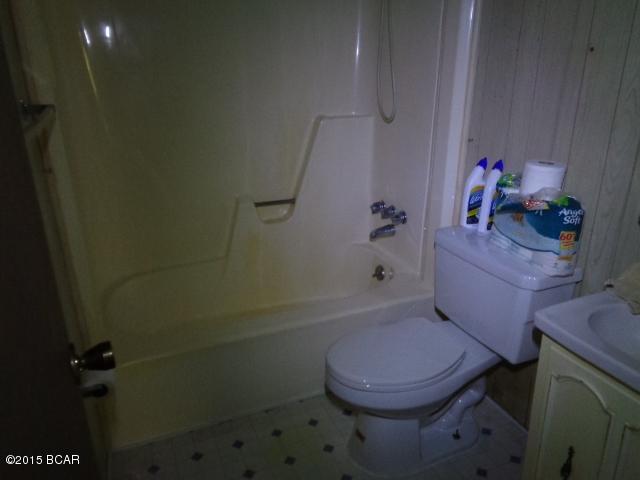 Twin Lakes Subd Unit 1 - Residential