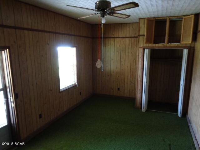 Twin Lakes Subd Unit 1 - Residential