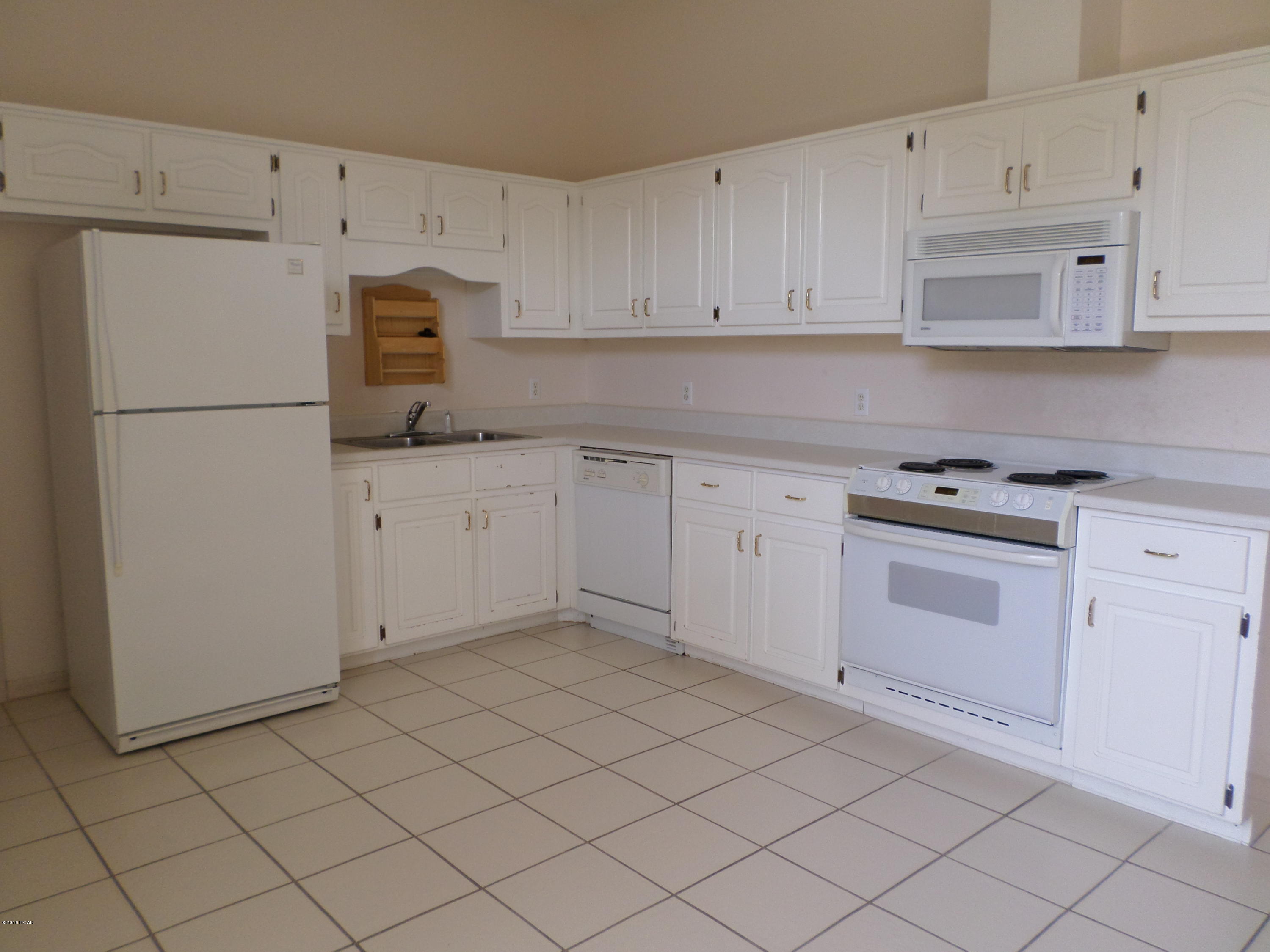 Highway 22 West Estates - Residential Lease