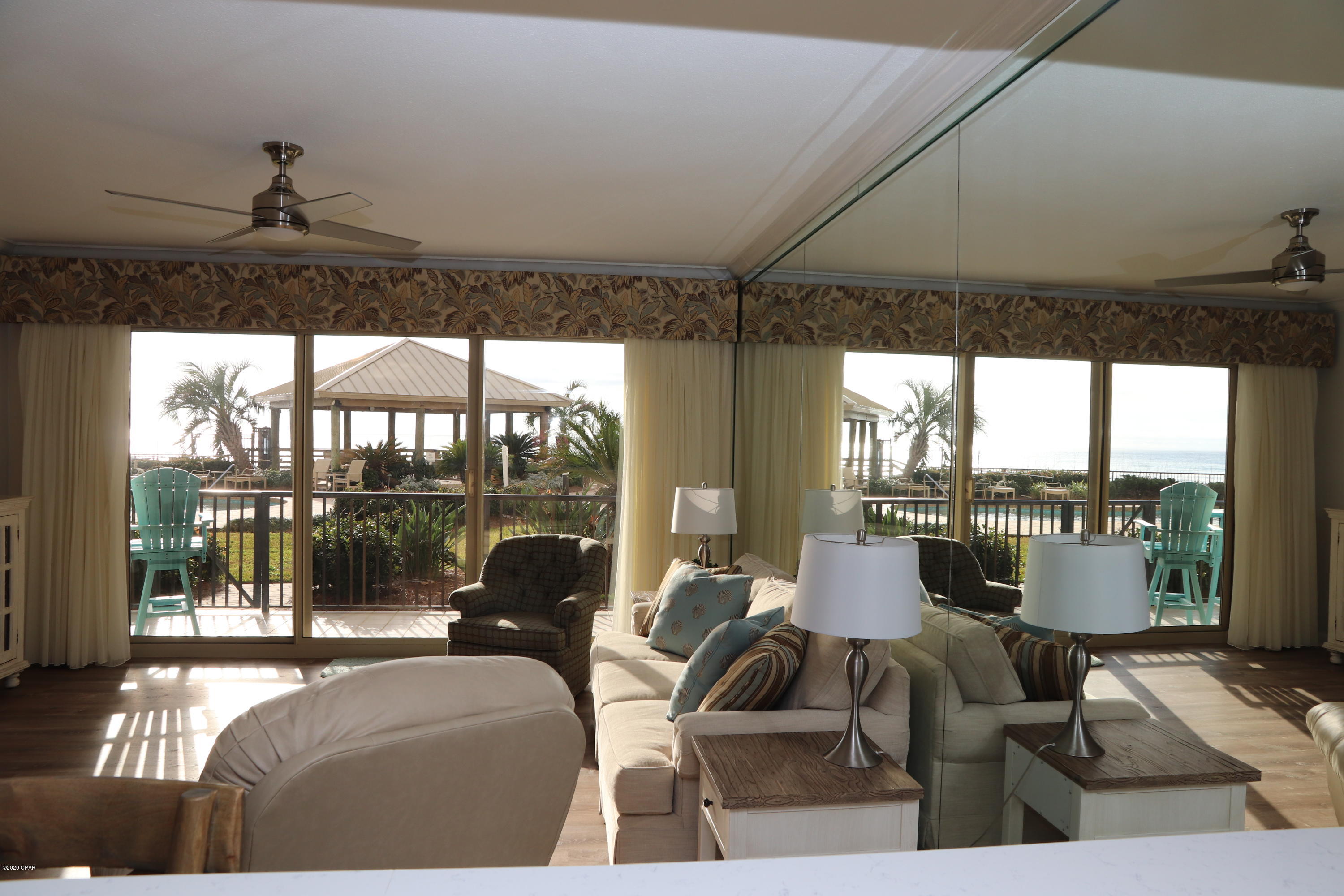 Summerwinds Condo - Residential