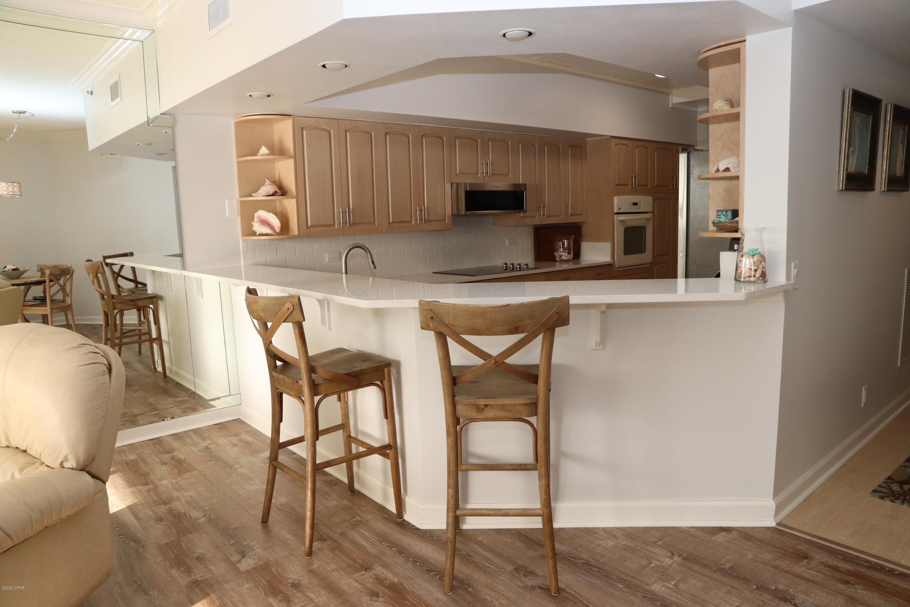 Summerwinds Condo - Residential