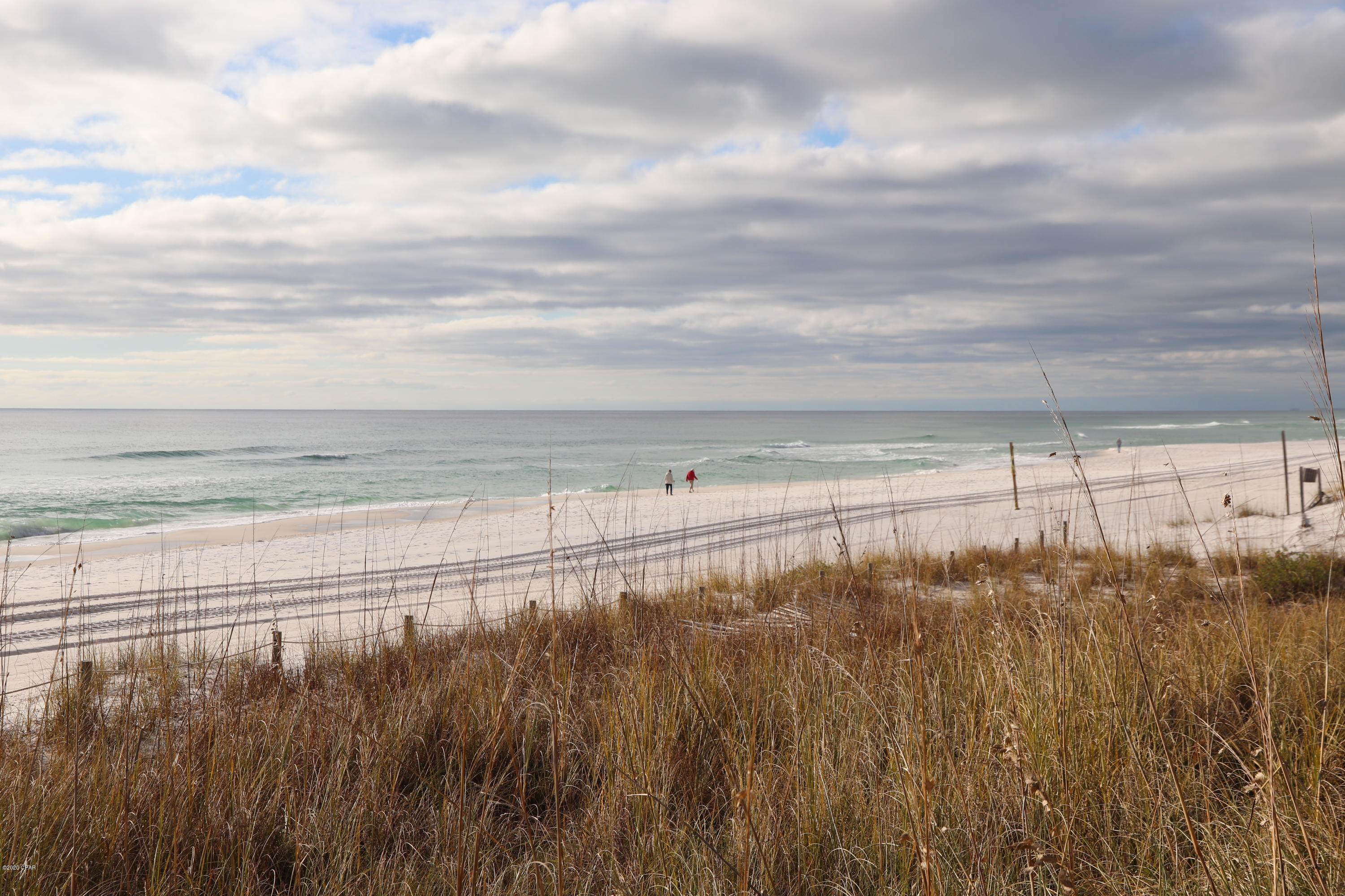 Summerwinds Condo - Residential