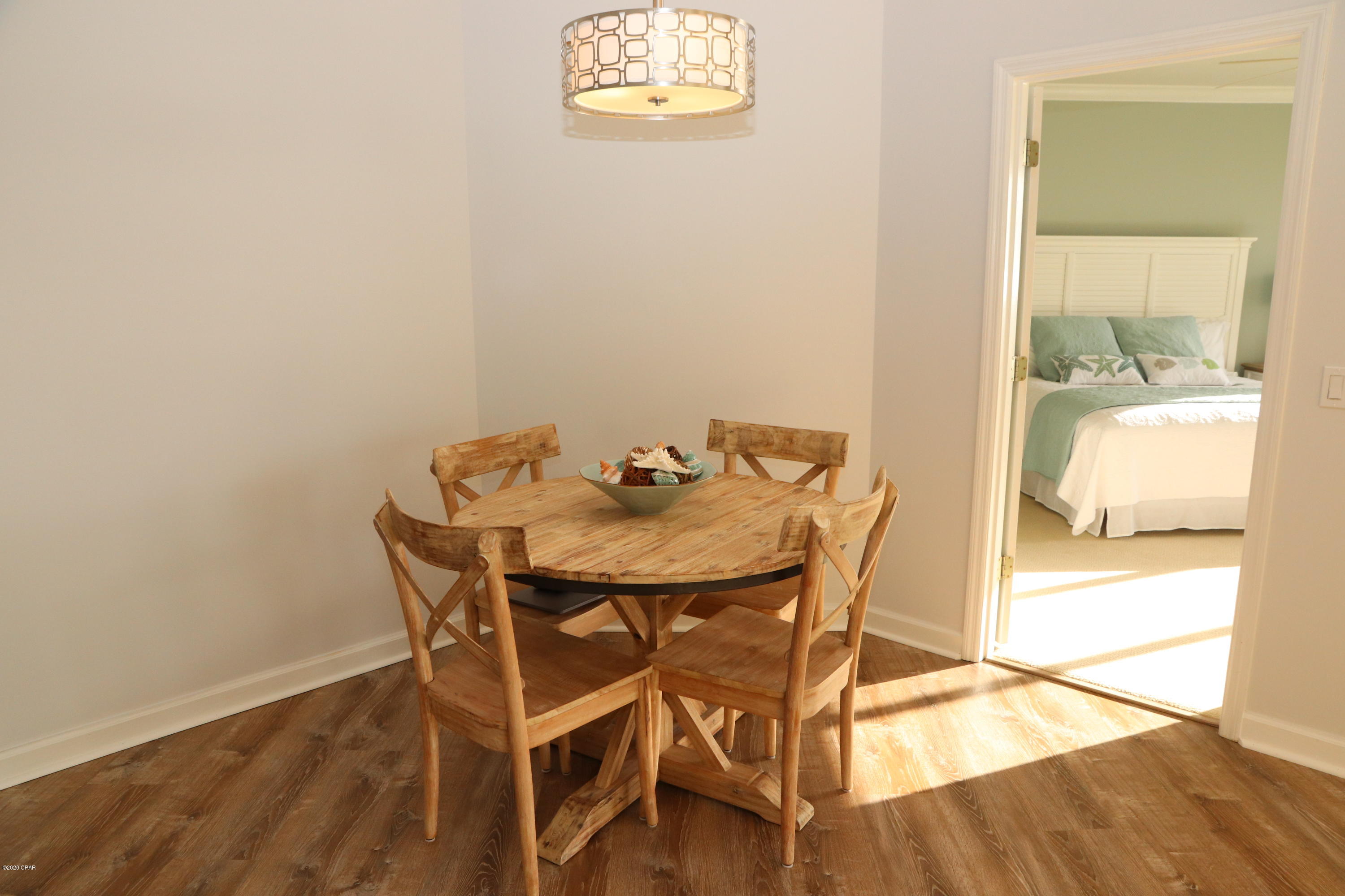 Summerwinds Condo - Residential