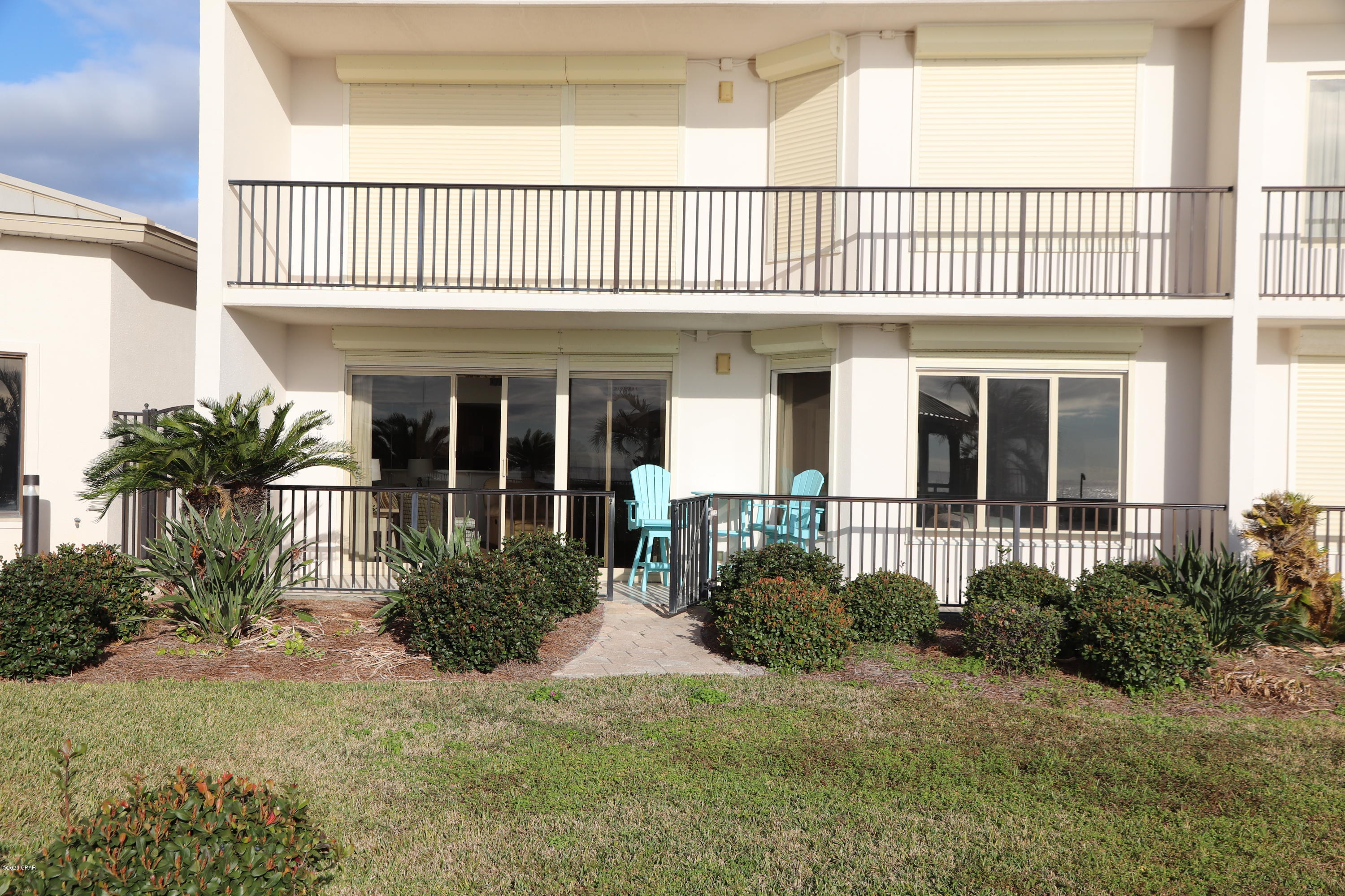 Summerwinds Condo - Residential