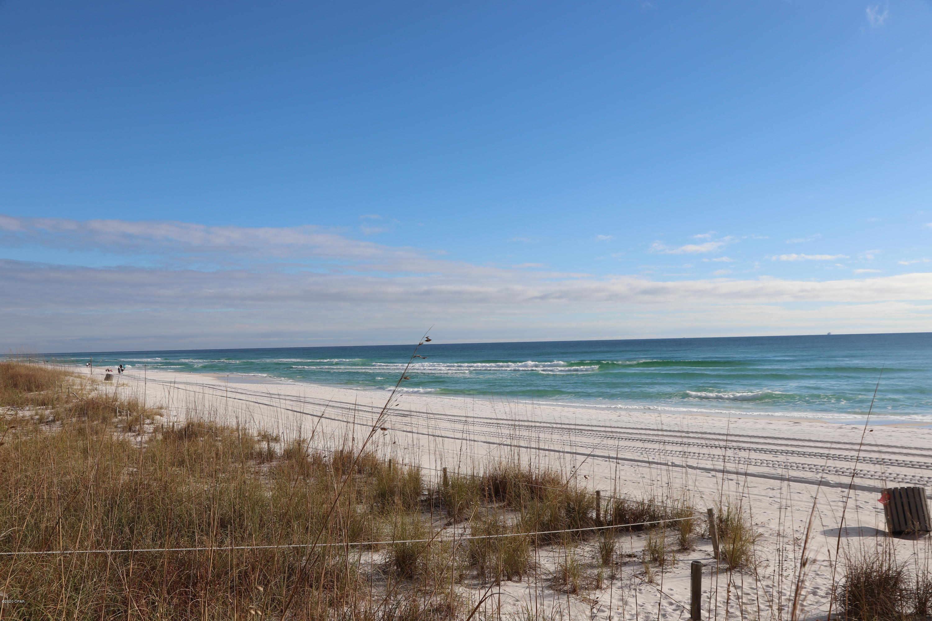 Summerwinds Condo - Residential