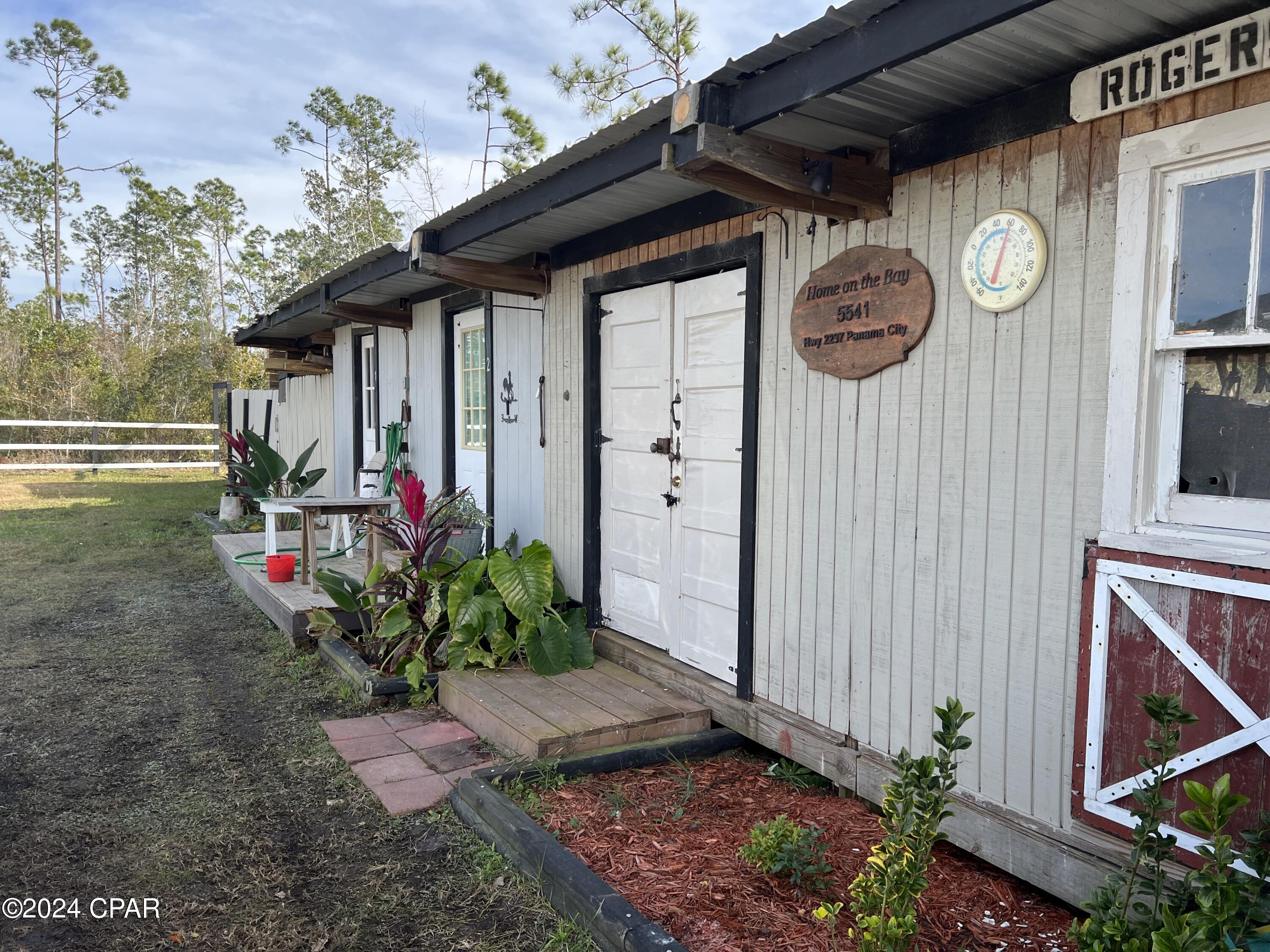 [No Recorded Subdiv] - Residential