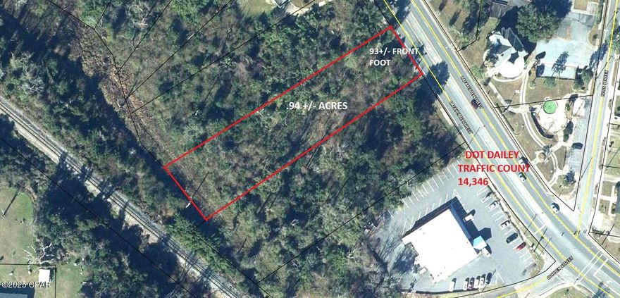 .94+/- ACRES with  93 +/- FRONT FOOT on Hwy 90 (Lafayette Street) with curb cut and center turn lane in the middle of the 4 lane highway. 2024 DOT daily traffic count of 14,346. City of Marianna Zoning allows Mixed Use which is residential or neighborhood commercial. Could be approved for multi family but will need to go throught the approval process with the governiong bodies. Public utilities available.