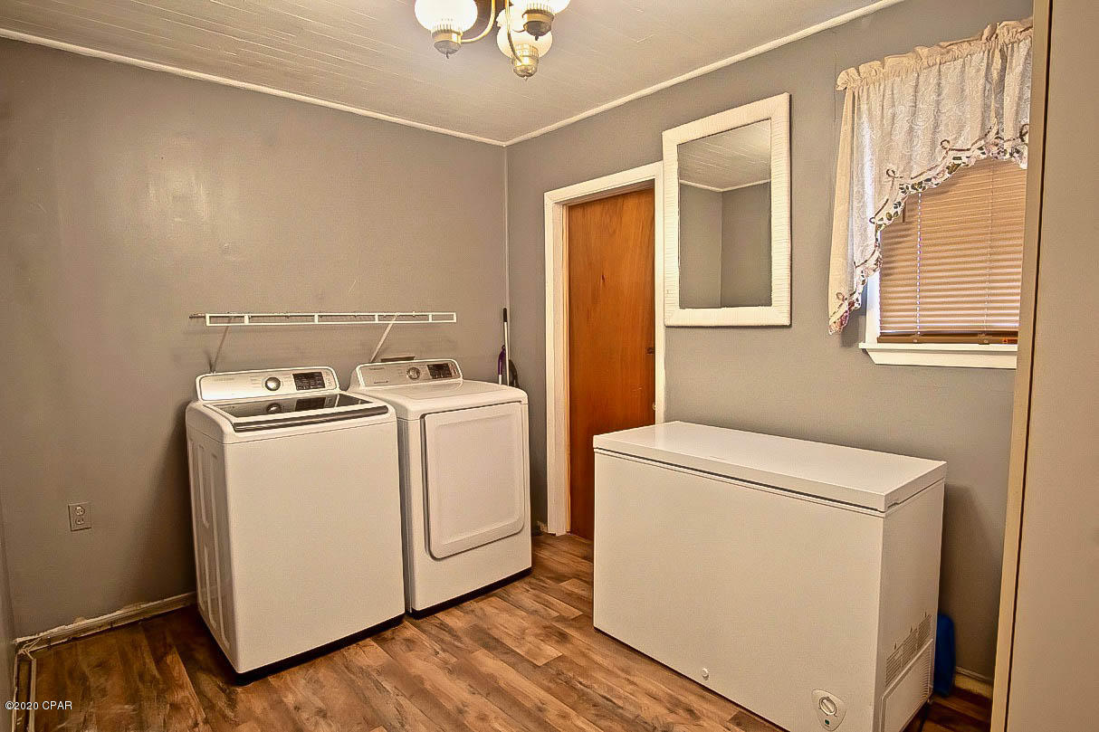 [No Recorded Subdiv] - Residential