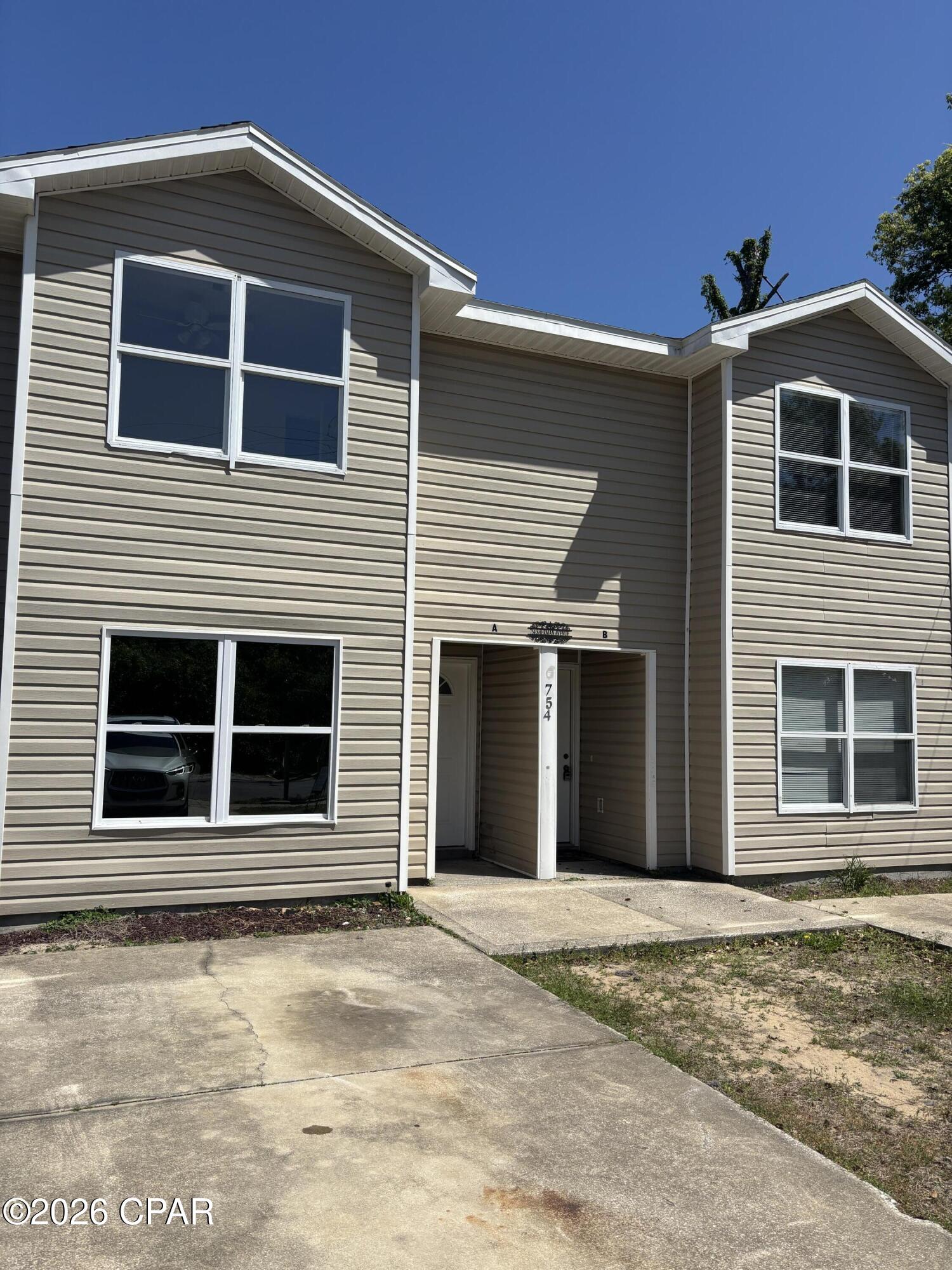 [No Recorded Subdiv] - Residential Lease