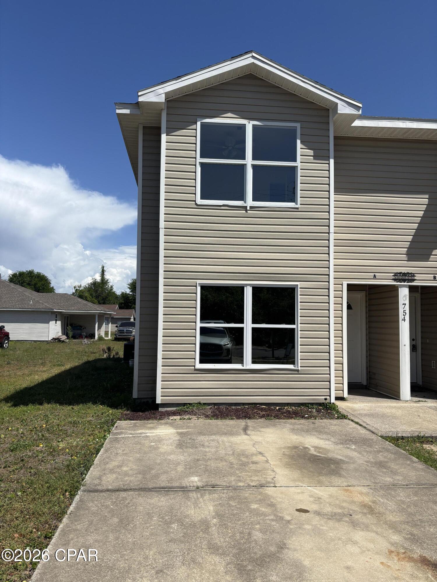 [No Recorded Subdiv] - Residential Lease