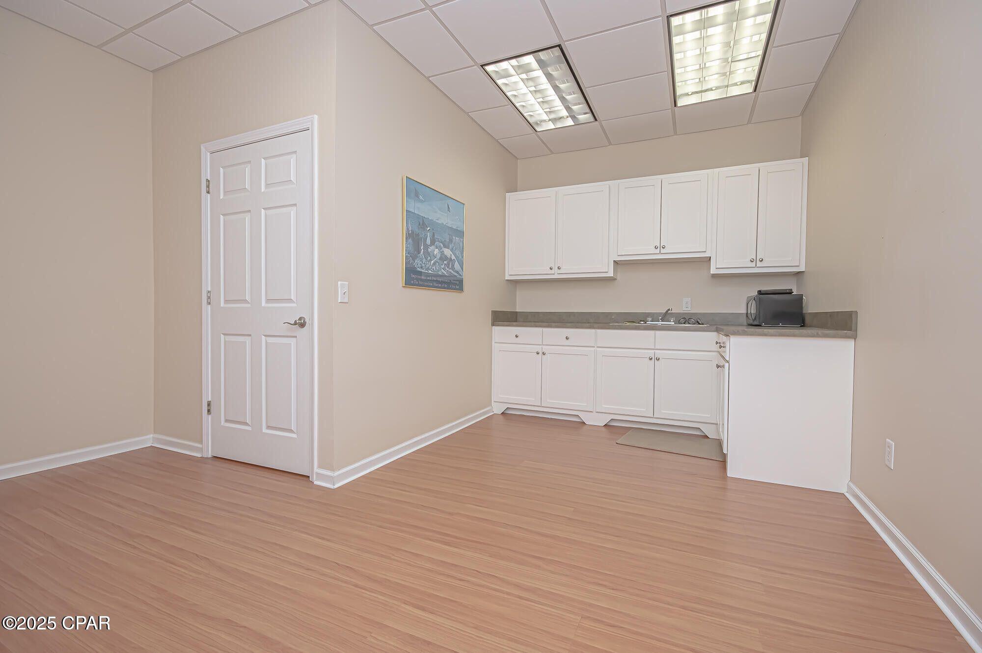 Mc Elvey Commercial Park Phase II - Commercial Lease