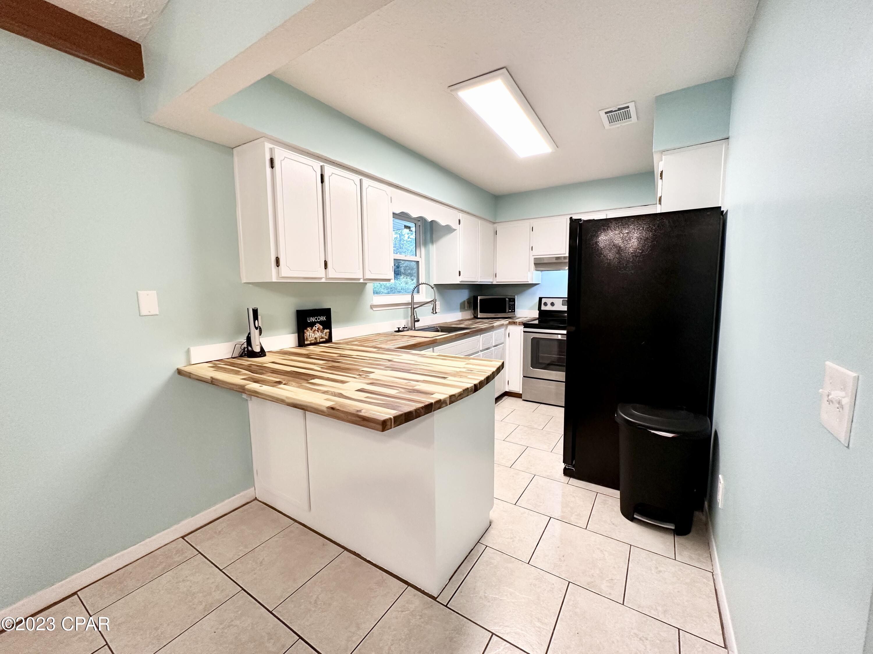 Gulf Coast Village U-2 - Residential