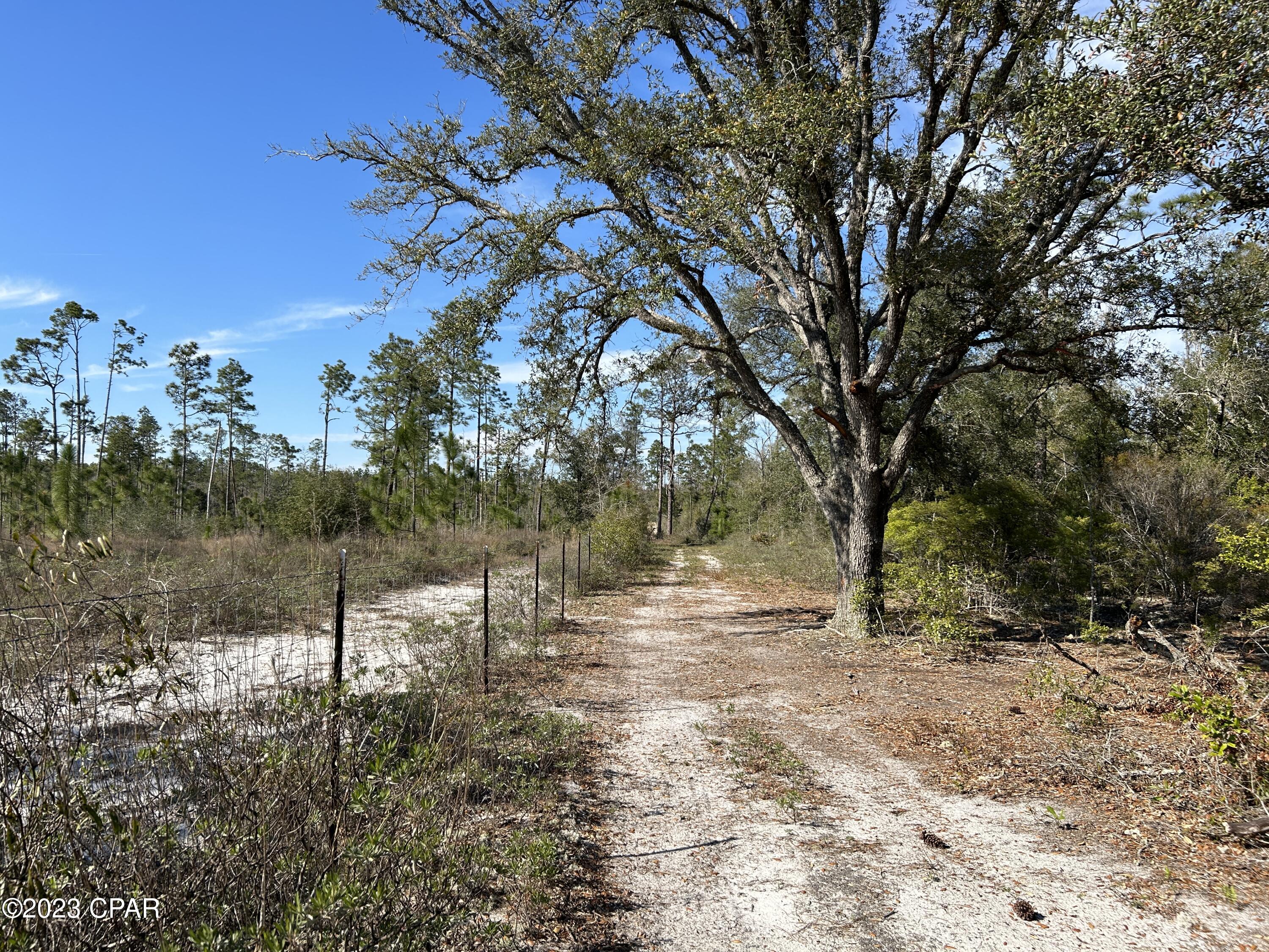 [No Recorded Subdiv] - Land