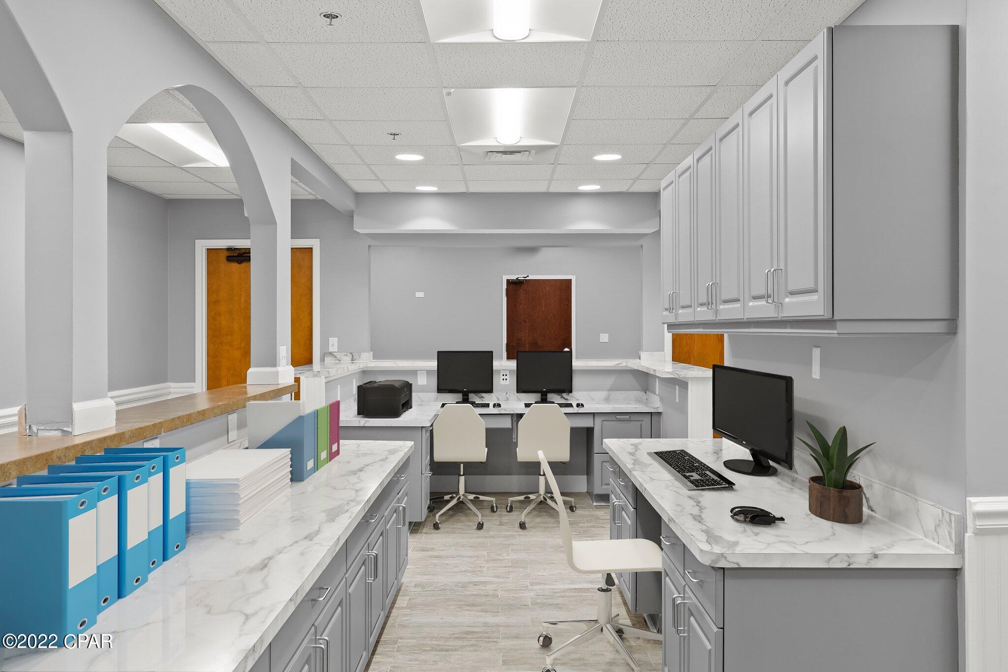 Gulf Coast Medical Plaza - Commercial Sale