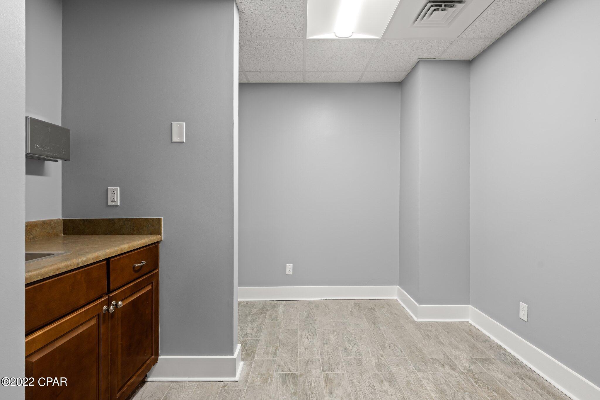 Gulf Coast Medical Plaza - Commercial Sale