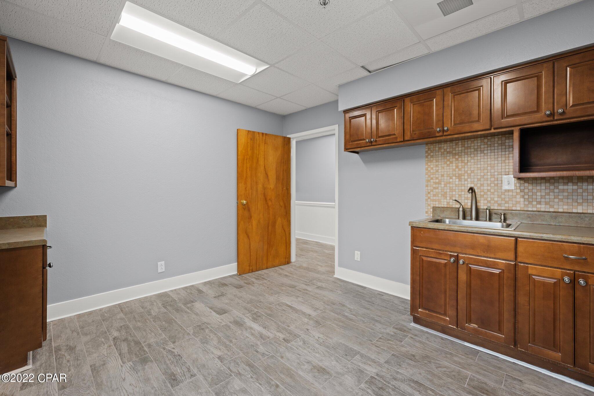 Gulf Coast Medical Plaza - Commercial Sale