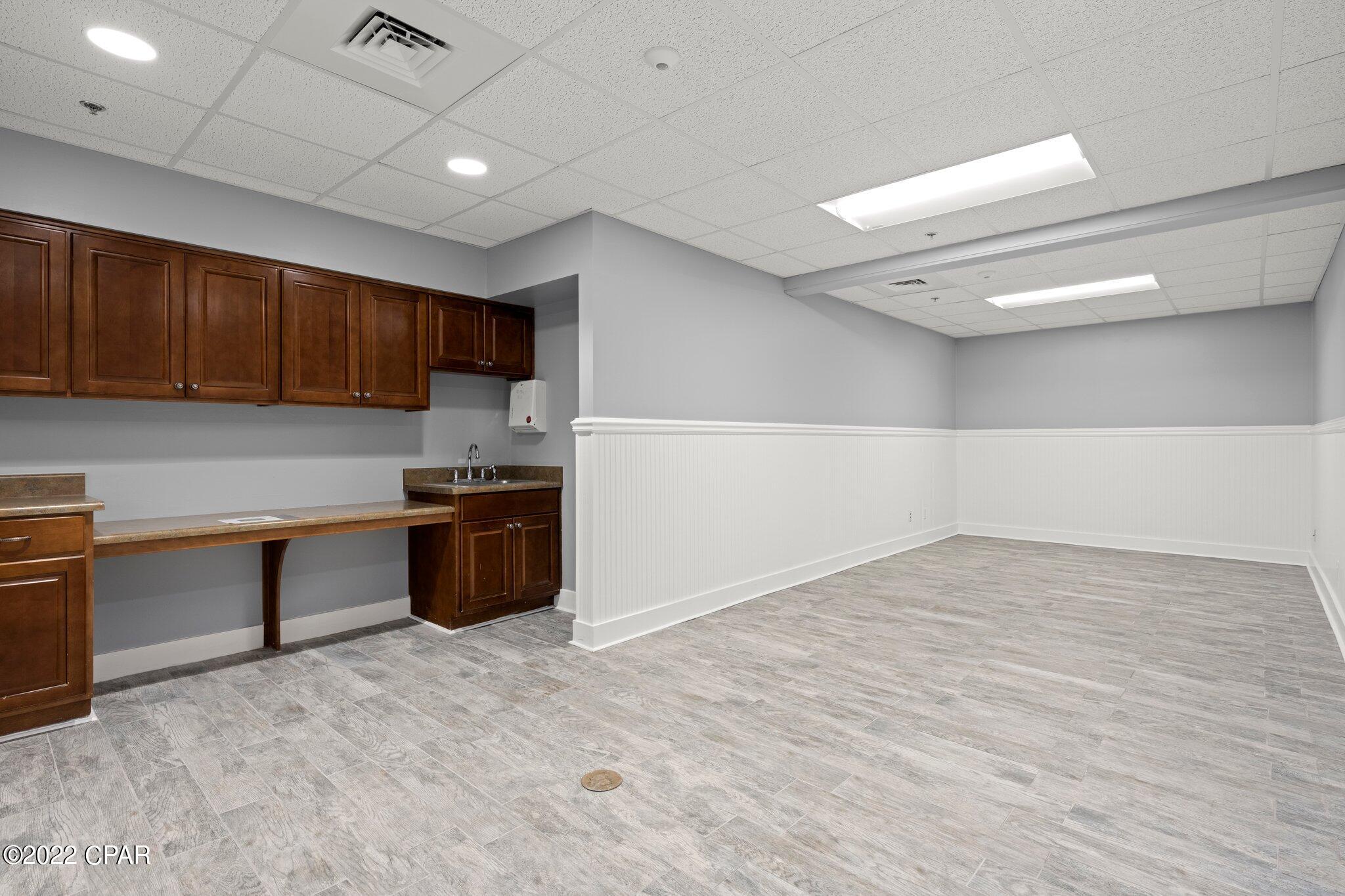 Gulf Coast Medical Plaza - Commercial Sale