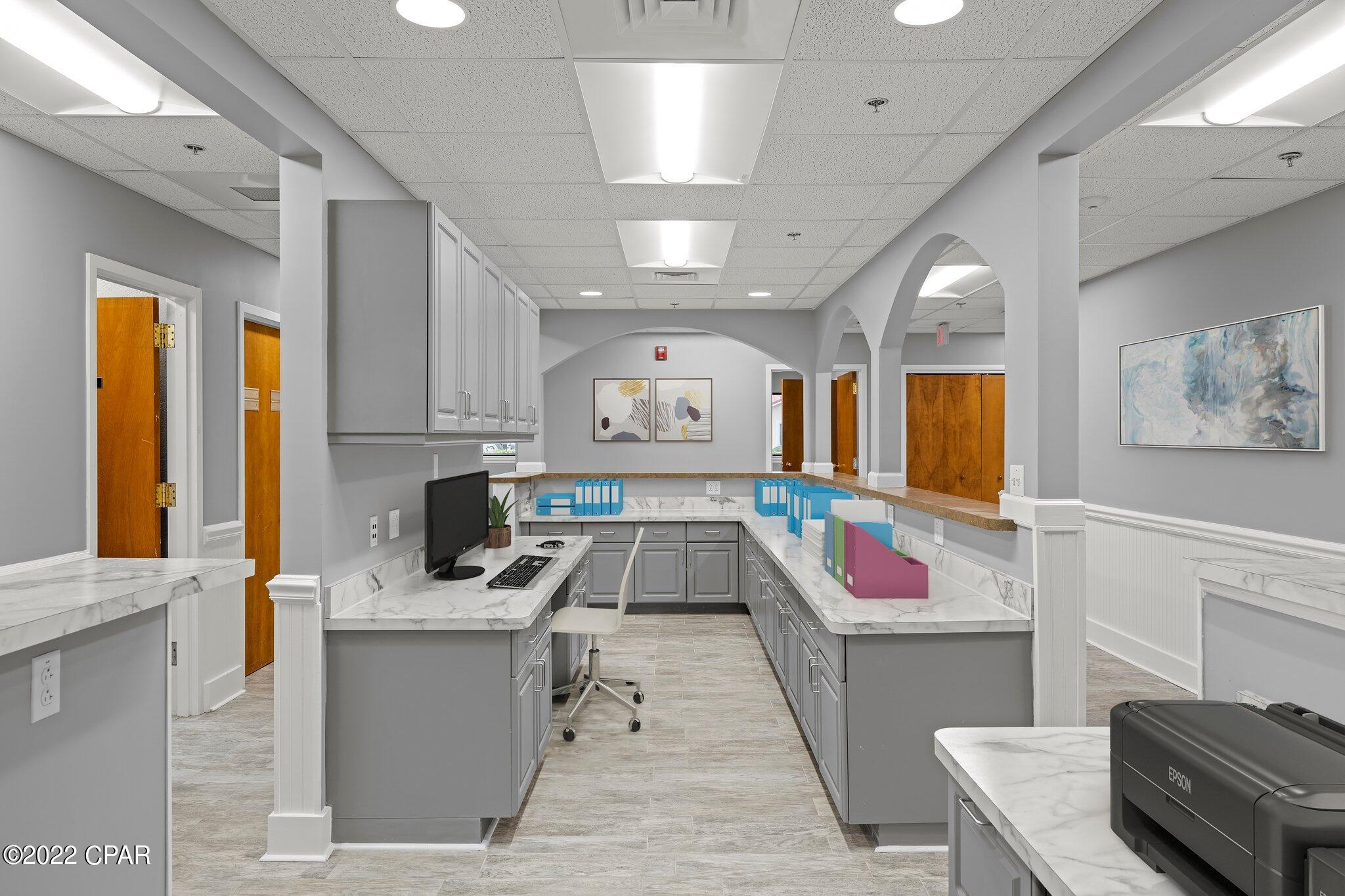 Gulf Coast Medical Plaza - Commercial Sale