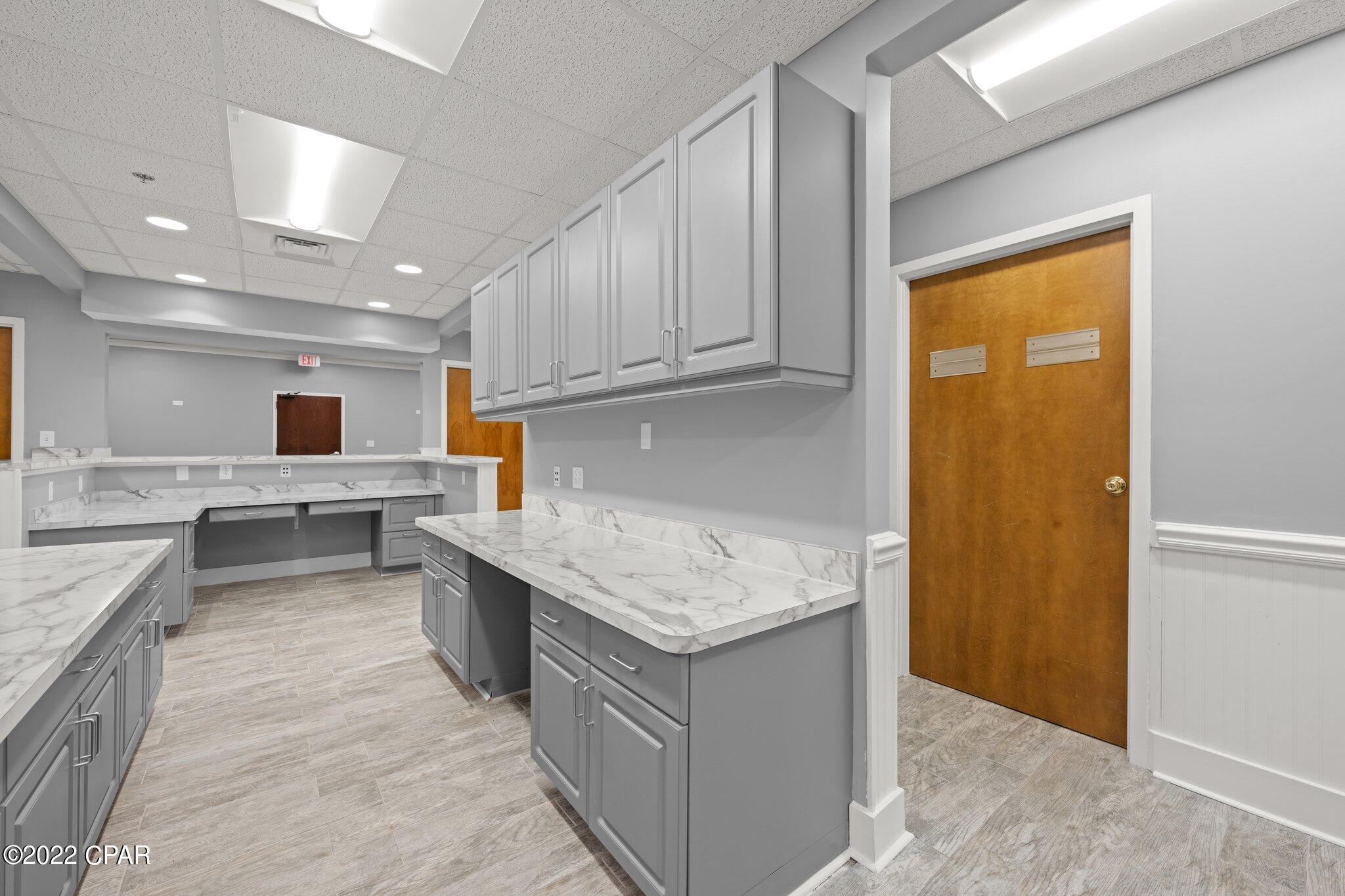 Gulf Coast Medical Plaza - Commercial Sale