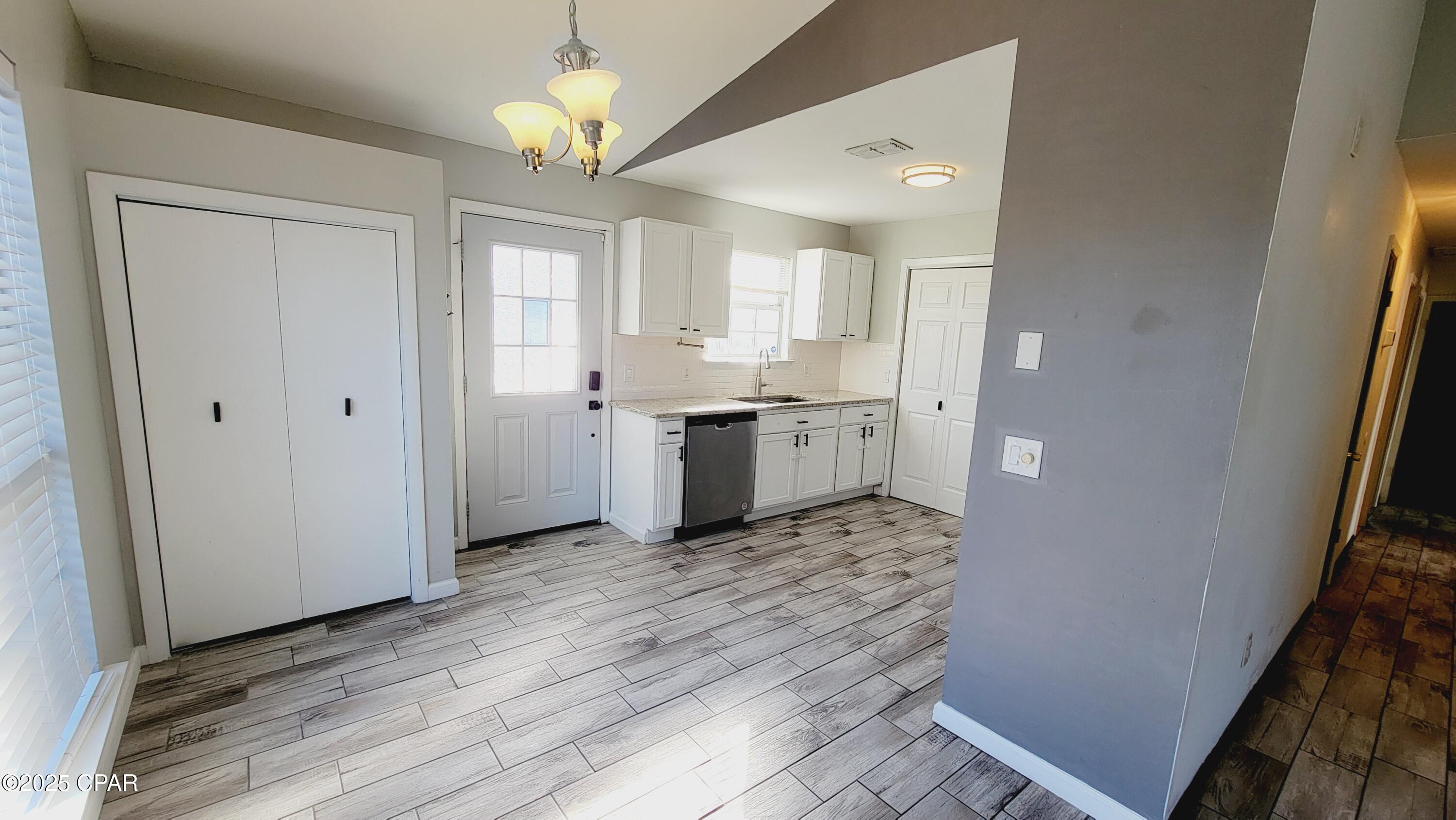 [No Recorded Subdiv] - Residential Lease